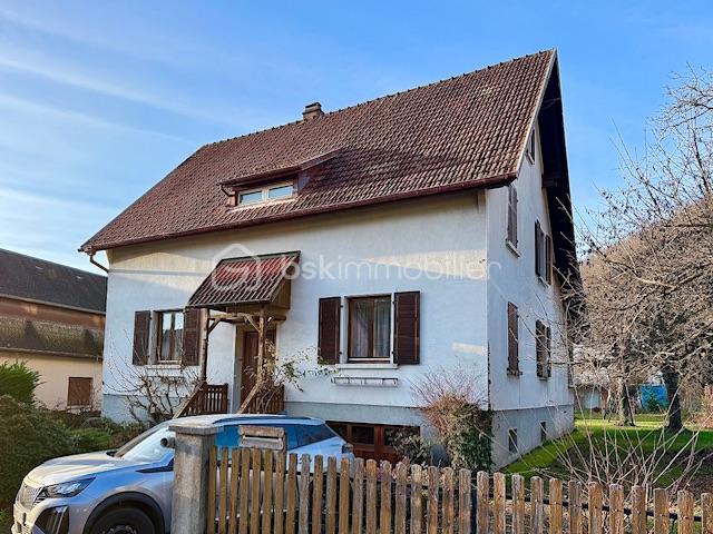 Maison traditionnelle de 210 m²