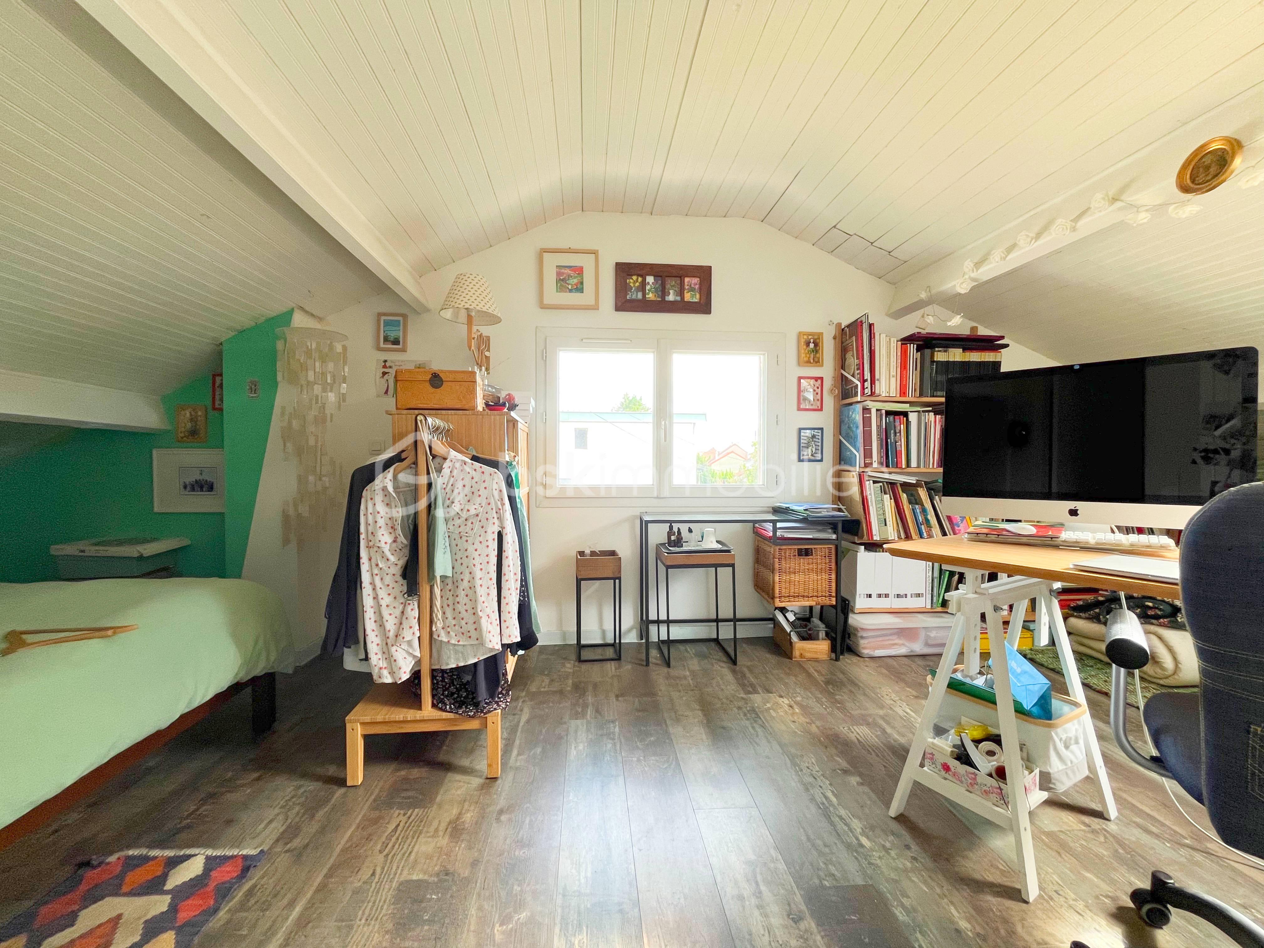 Maison de 210 m² - Chambre 3.jpg