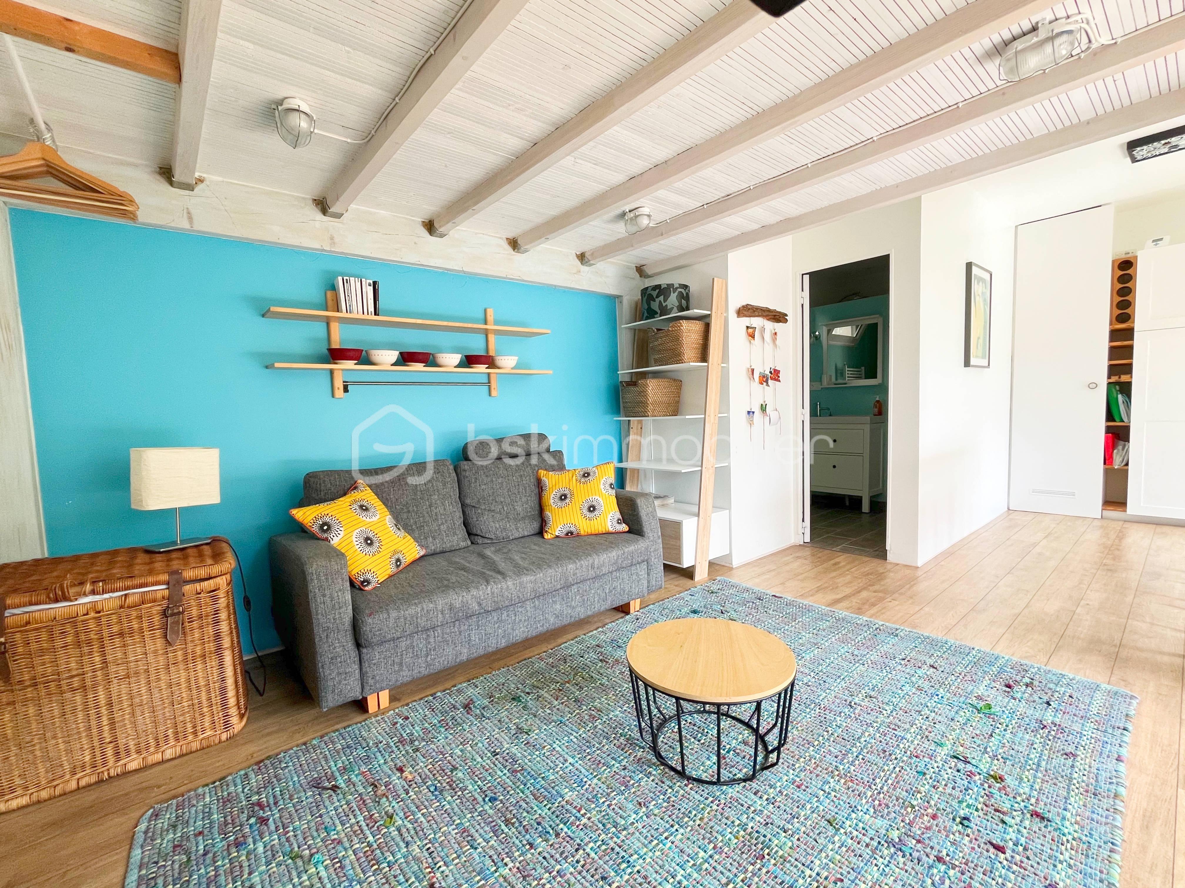 Maison de 210 m² - Salon dépendance.jpg
