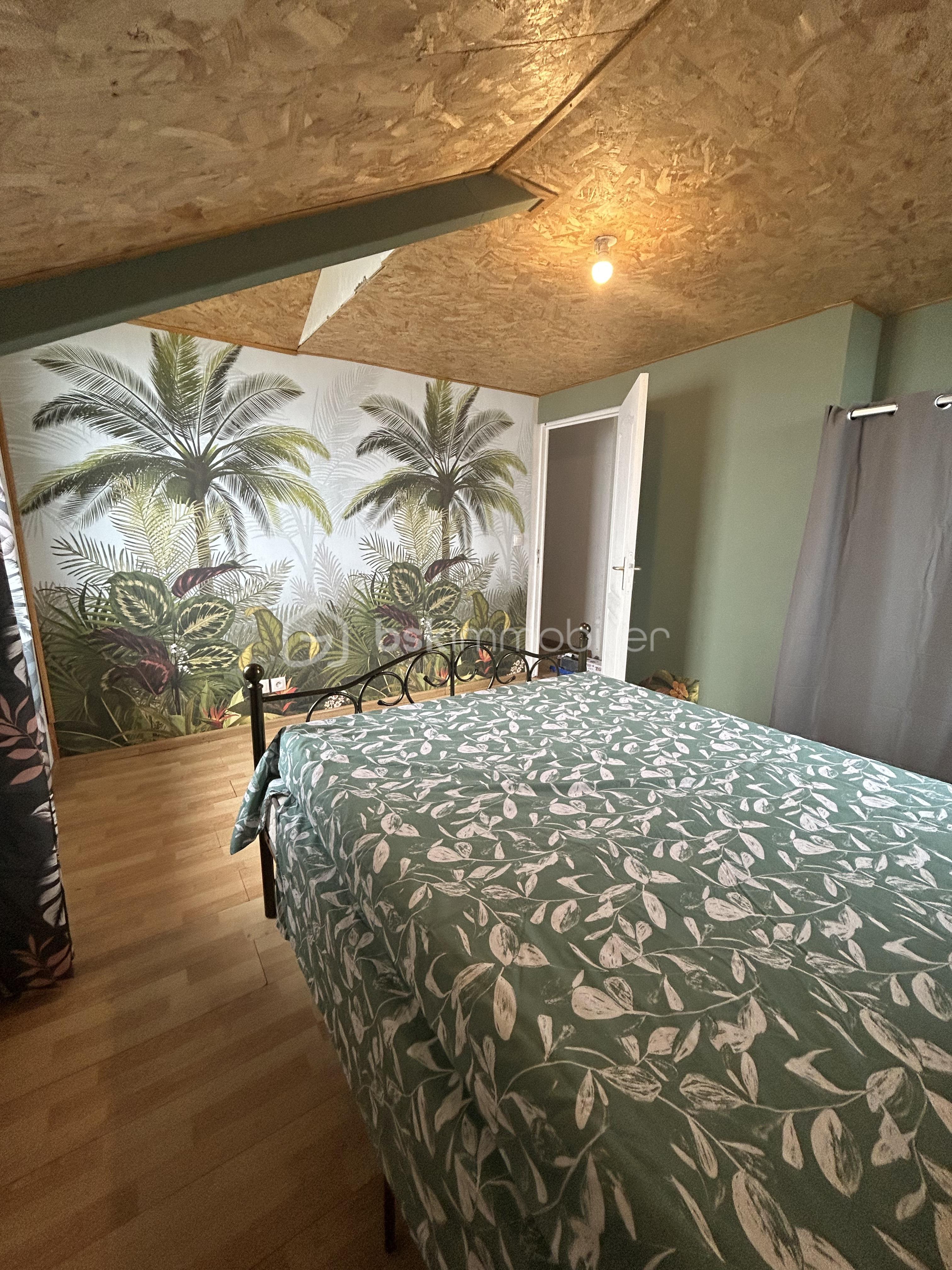Maison de 170 m² - chambre 02.jpg