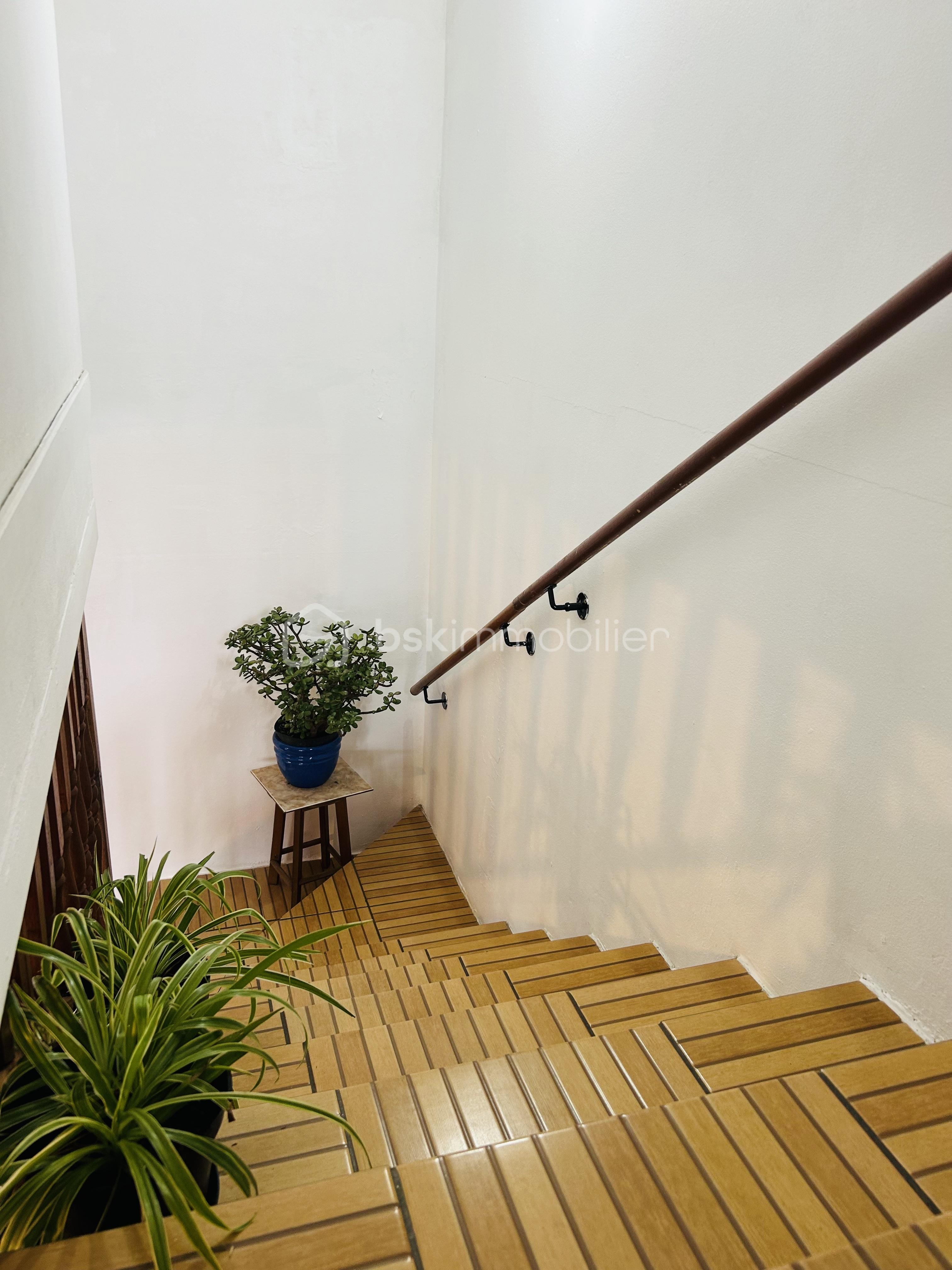 Maison de 170 m² - escalier.jpg