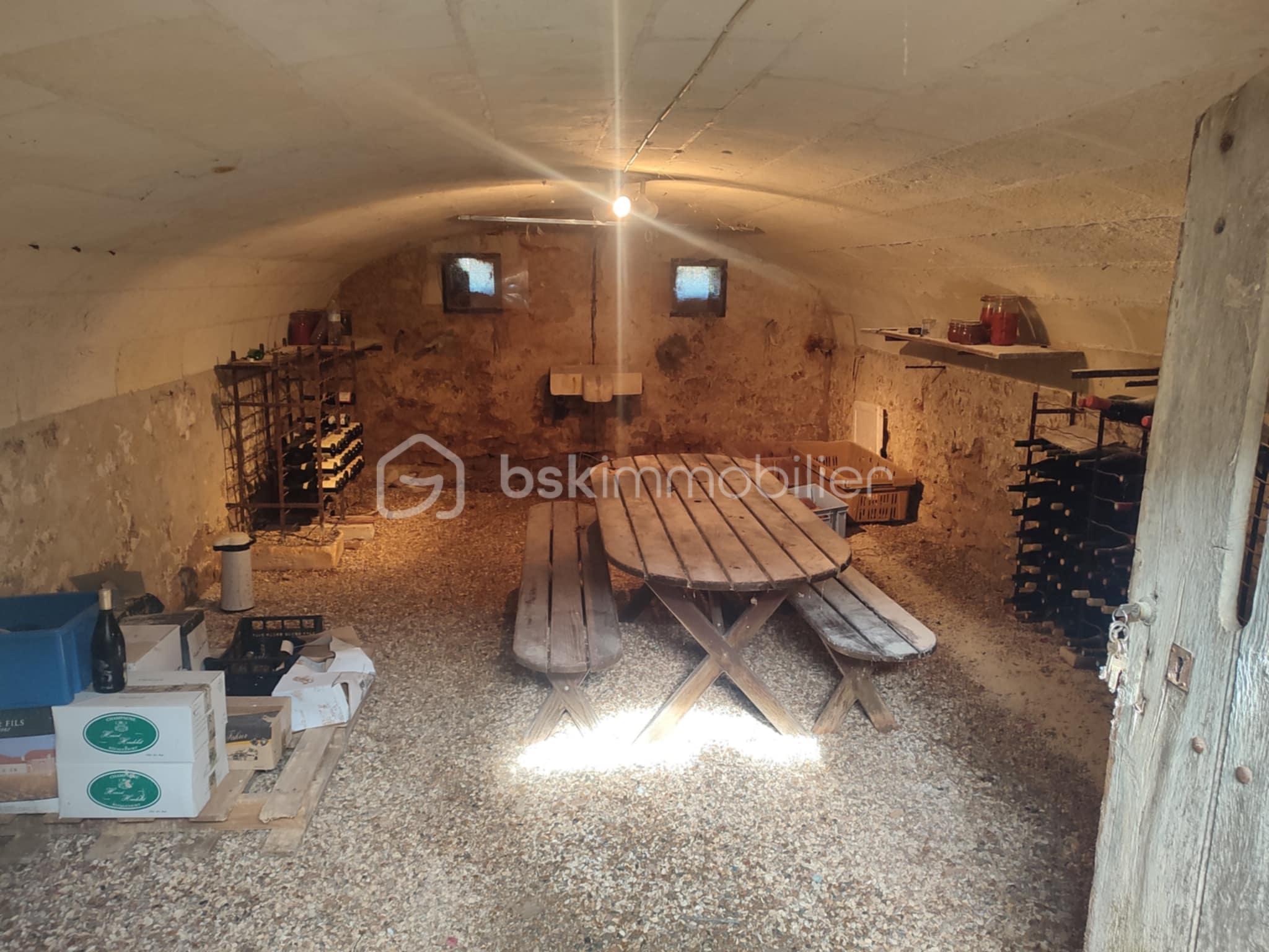 Maison ancienne de 190 m² - b4f2ae61-b846-485e-8e8e-a14d5fae85c4.jfif