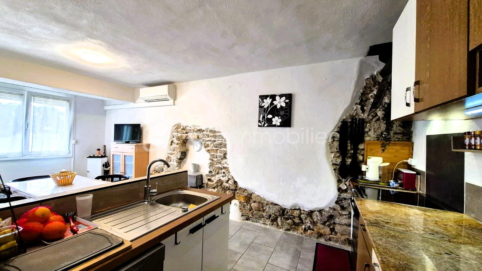 Maison de village de 70 m² - IMG-20250922-WA0005-min.jpg