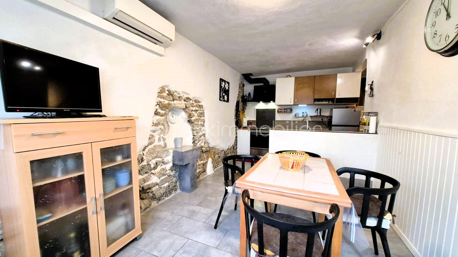 Maison de village de 70 m² - IMG-20250922-WA0001-min.jpg