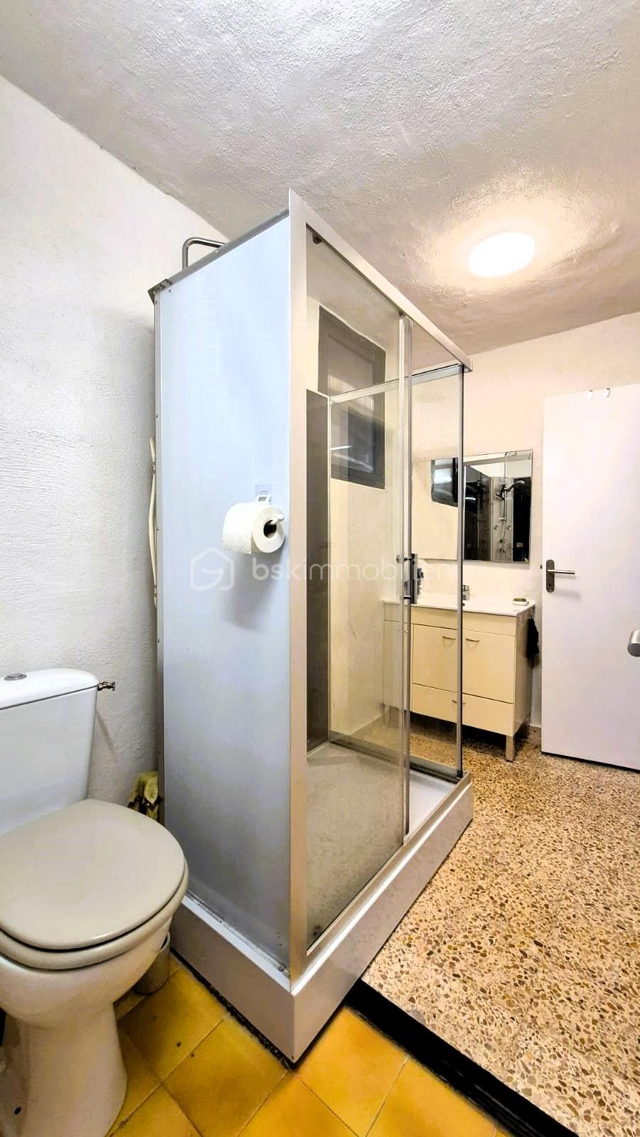 Maison de village de 70 m² - IMG-20250922-WA0015-min.jpg