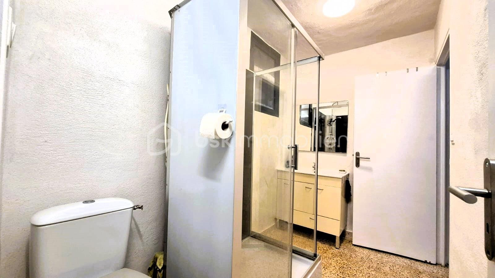 Maison de village de 70 m² - IMG-20250922-WA0018-min.jpg