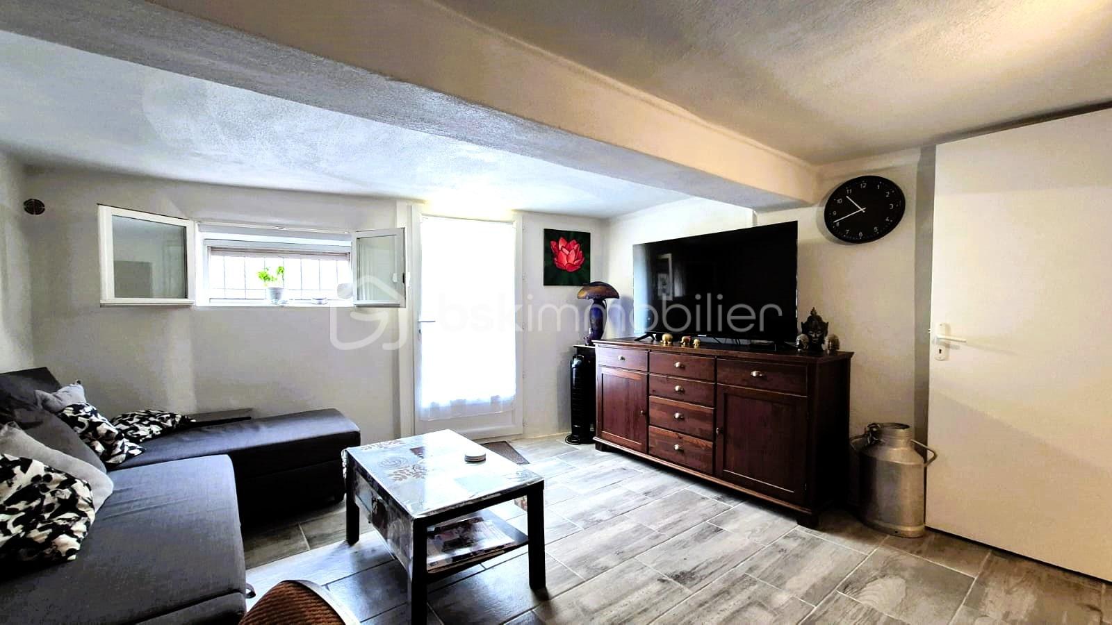 Maison de village de 70 m² - IMG-20250922-WA0036-min.jpg
