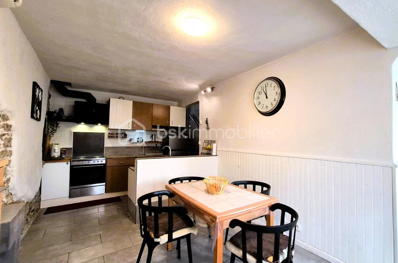 Maison de village de 70 m² - IMG-20250922-WA0007-min.jpg