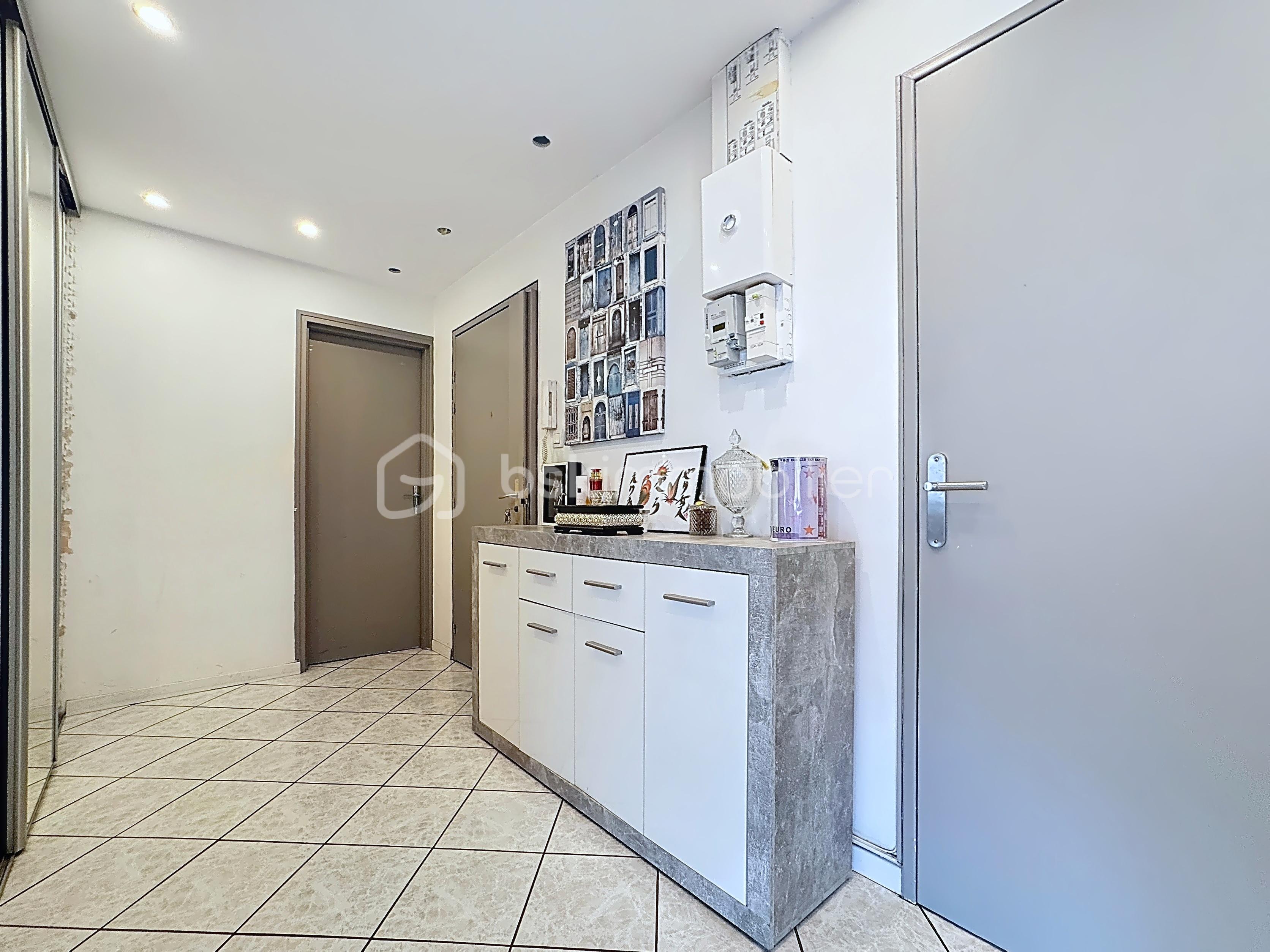 Appartement de 108 m² - 5c8418e390a54afc46f0b57e42c44444.png