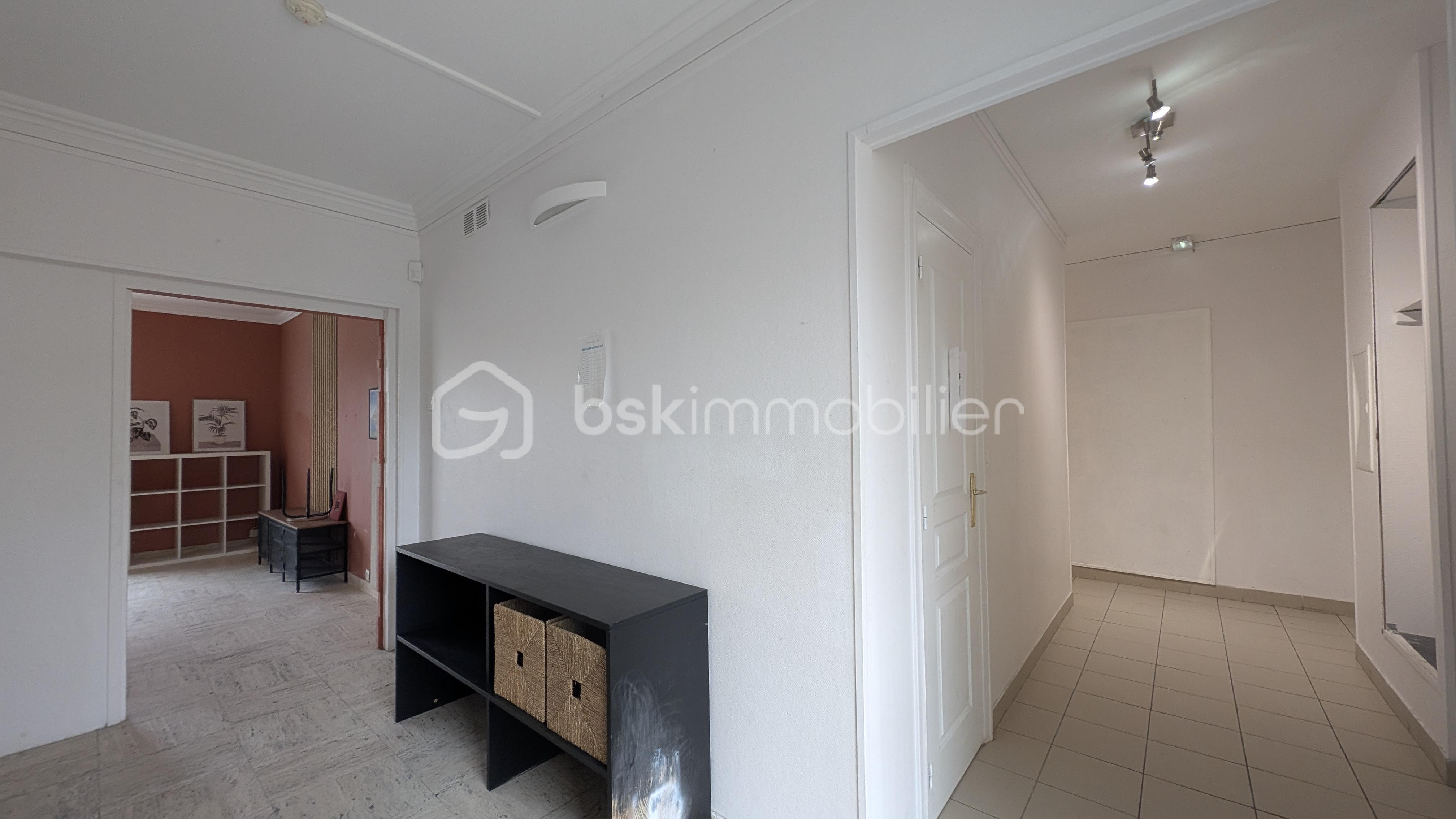 Demeure de 250 m² - PXL_20251010_094043900.jpg