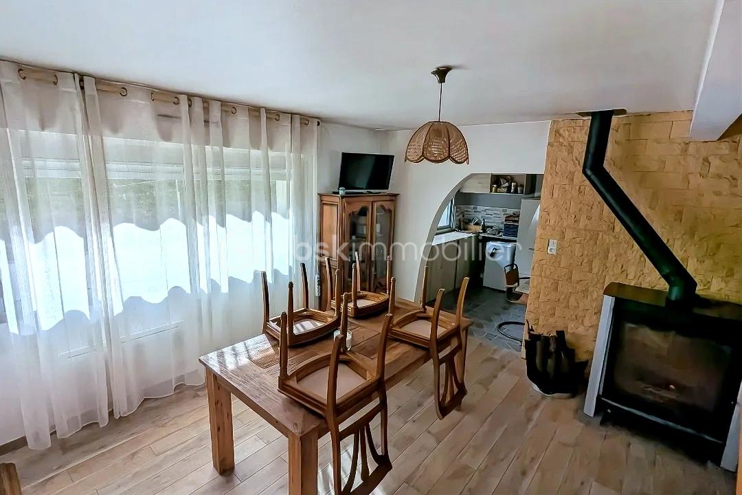 Maison de 111 m² - hoqi-8ce4bbef6fe74edd928312fba3076fad.jpg