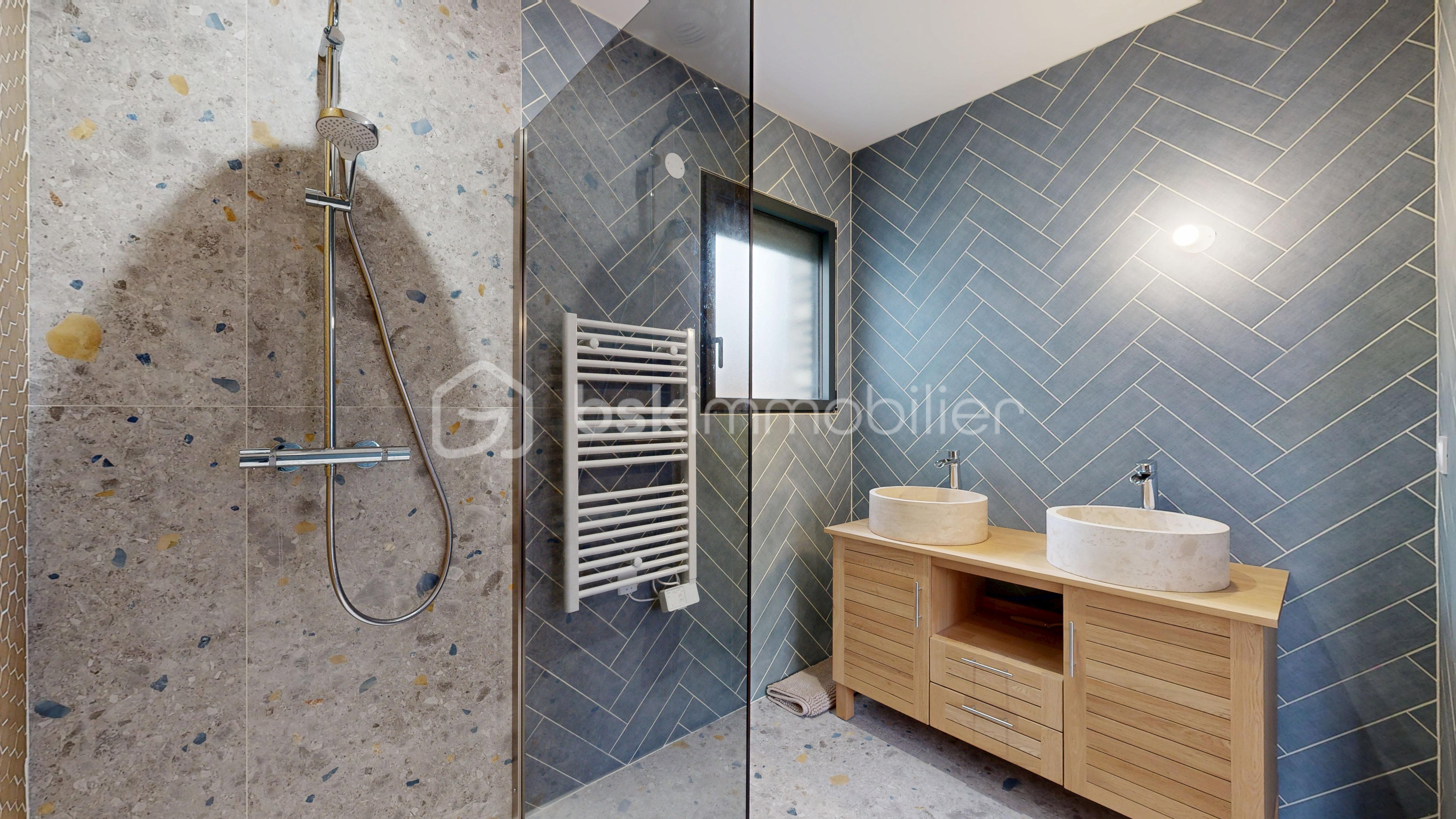 Maison de 150 m² - 05 - SDB (4).jpg