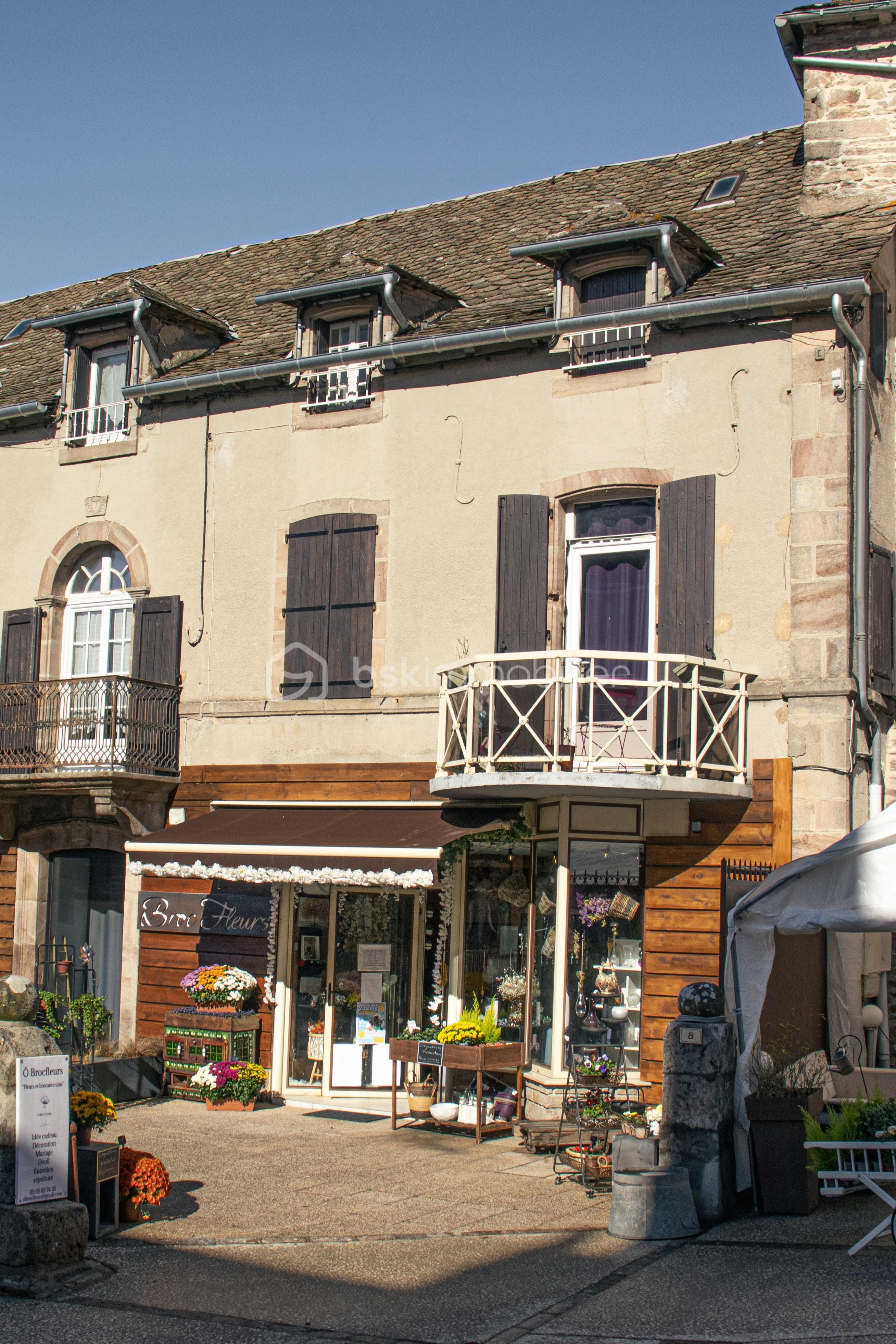 Immeuble mixte de 147 m²