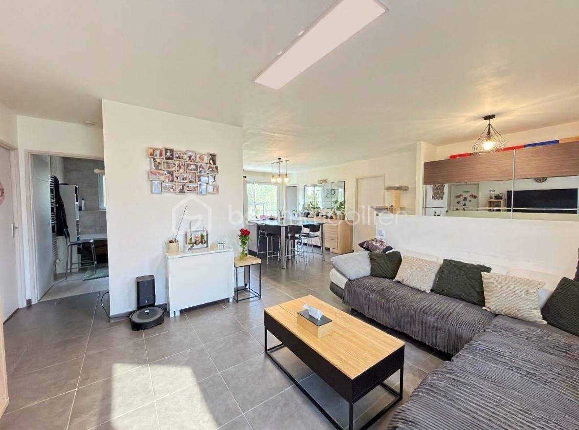 Maison de 100 m² - 1WYWKmhK.jpeg