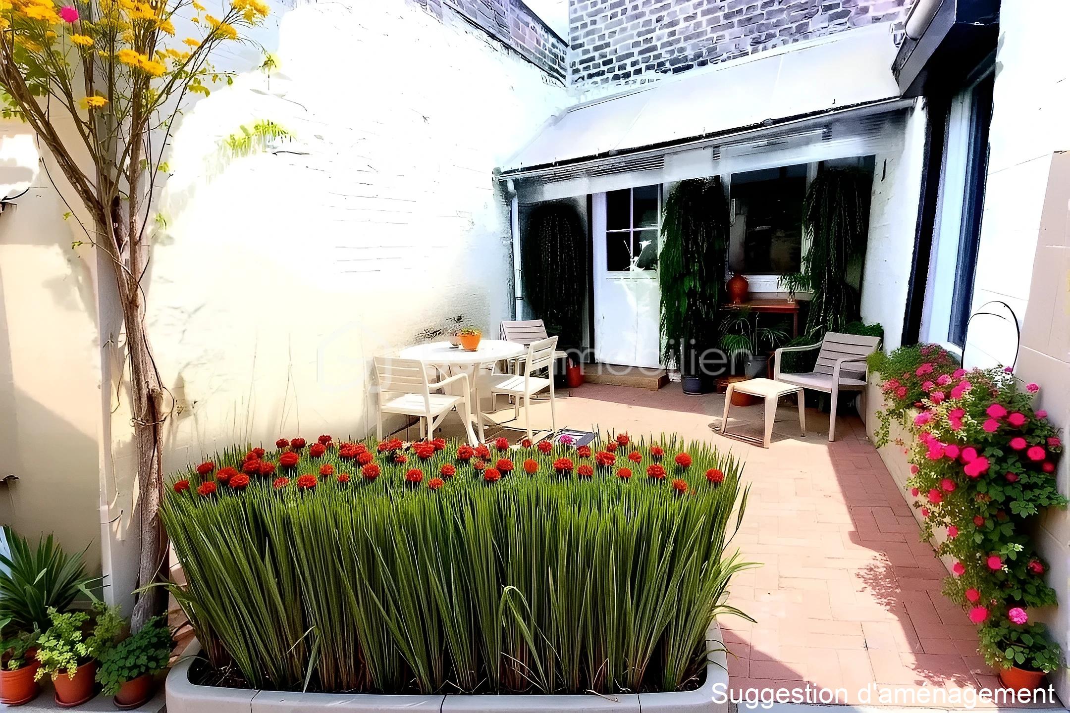 Maison de ville de 70,20 m² - HB SEV OKOKOK 2 COUR FLEURIE MEUBLEE.jpg