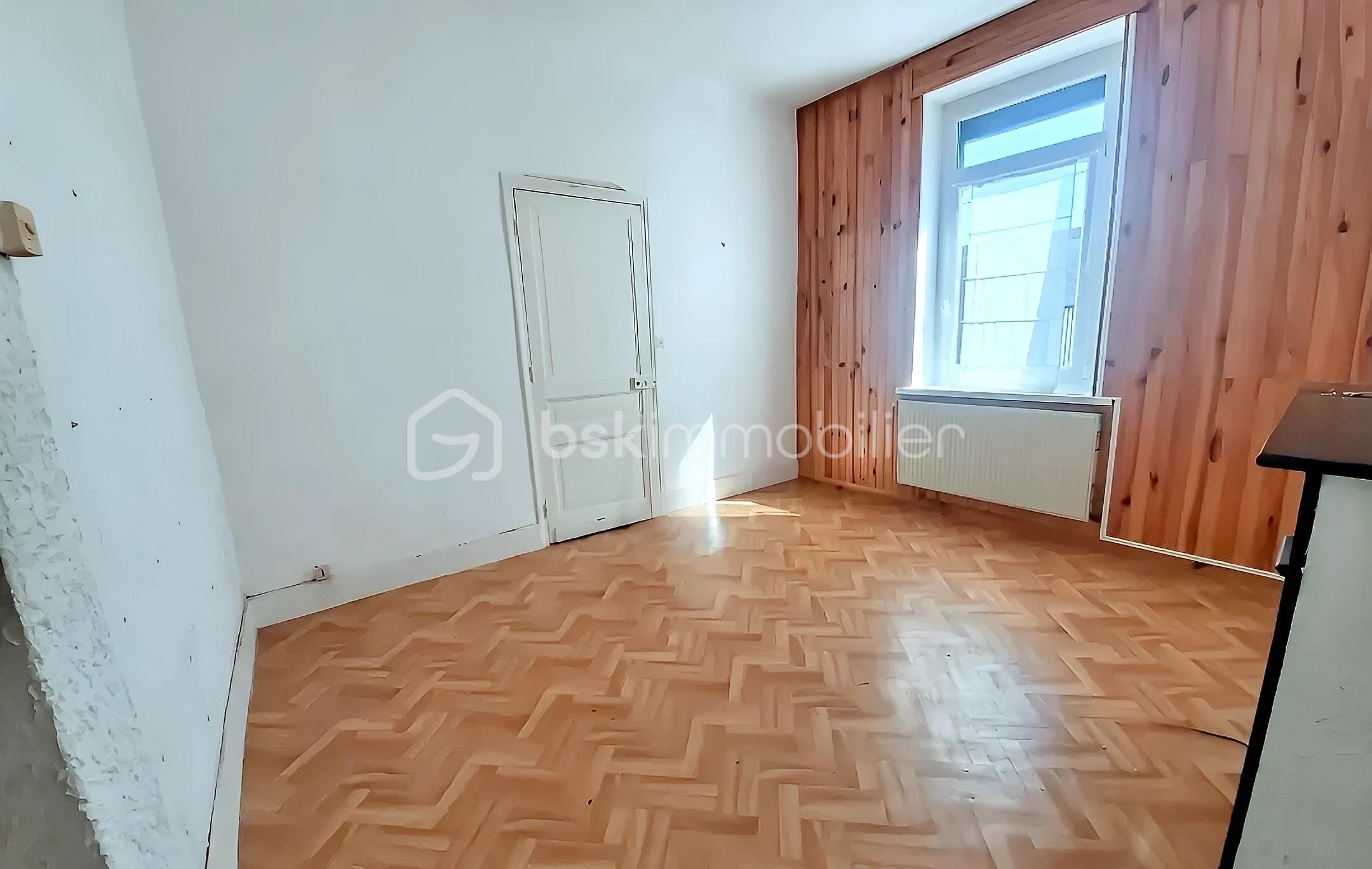 Maison de ville de 70,20 m² - HB SEV OKOK SALON en l'etat profil v fenetre (1).jpg