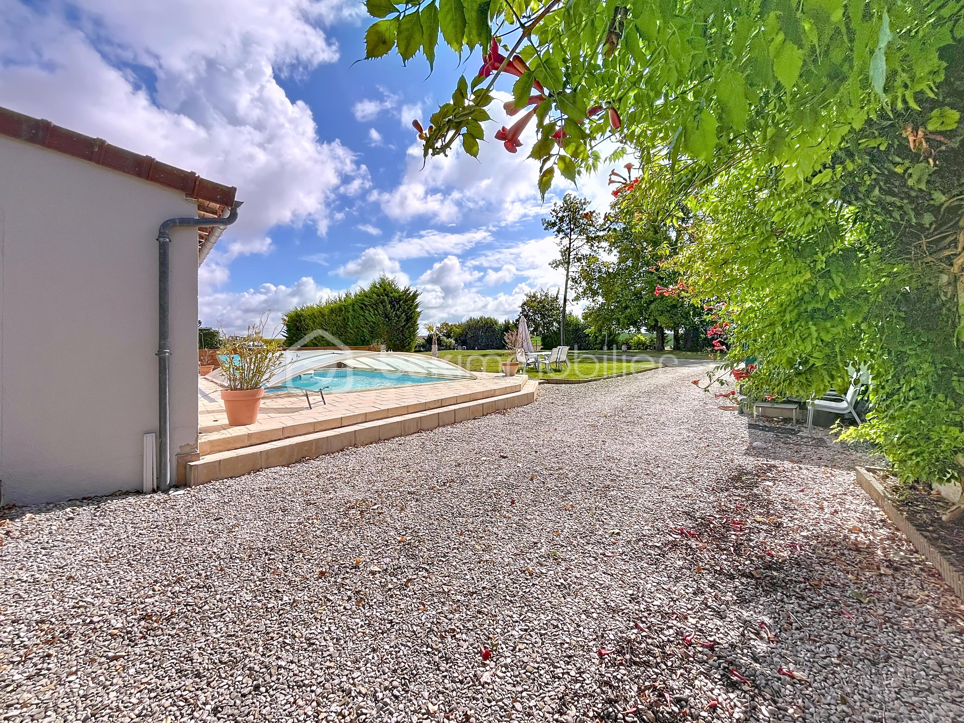 Pavillon de 210 m² - besancenot_00006.jpg