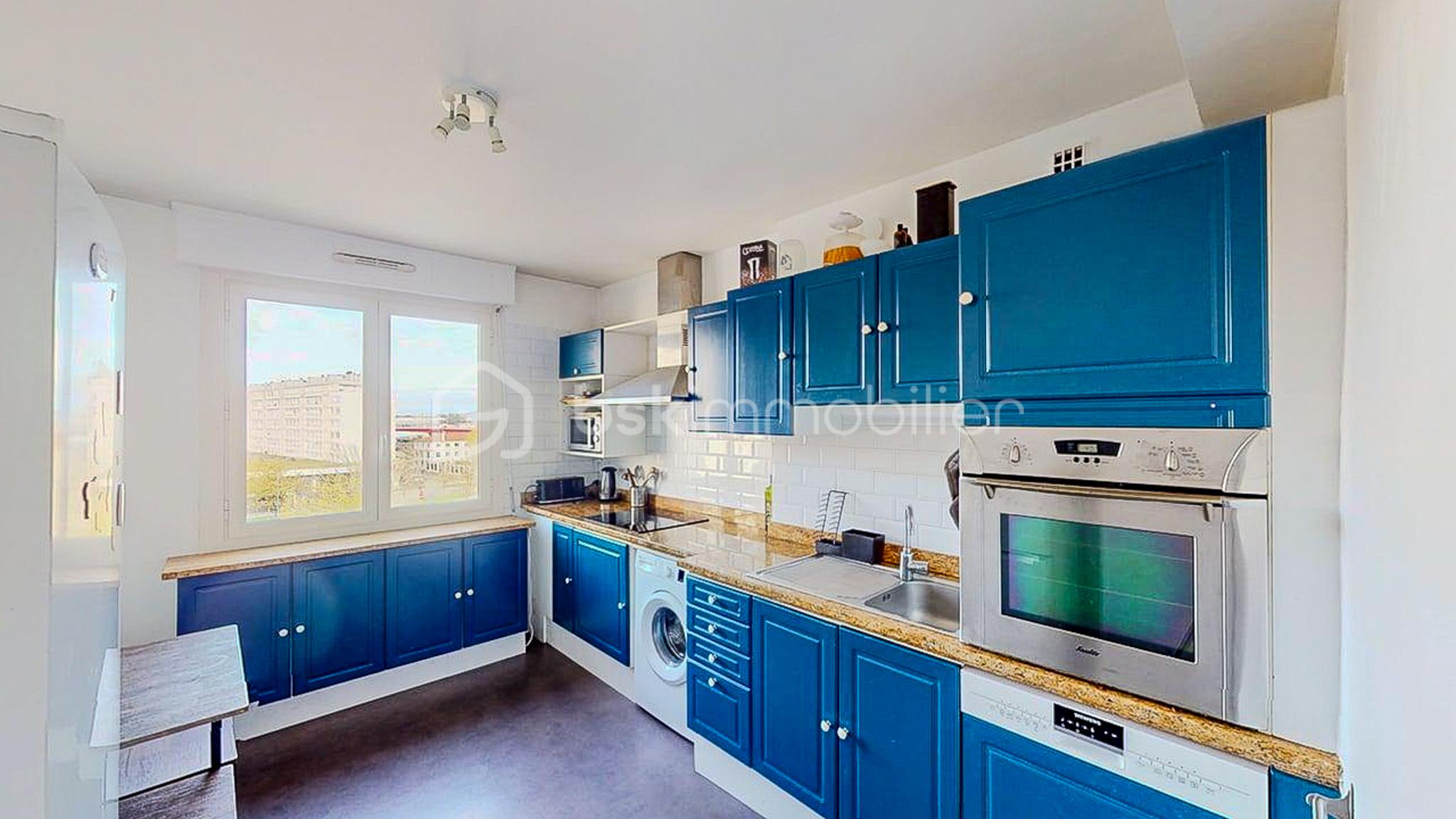 Appartement de 102 m² - T4-avec-balcon-Centre-ville-de-Bayonne-11282025_143040.jpg