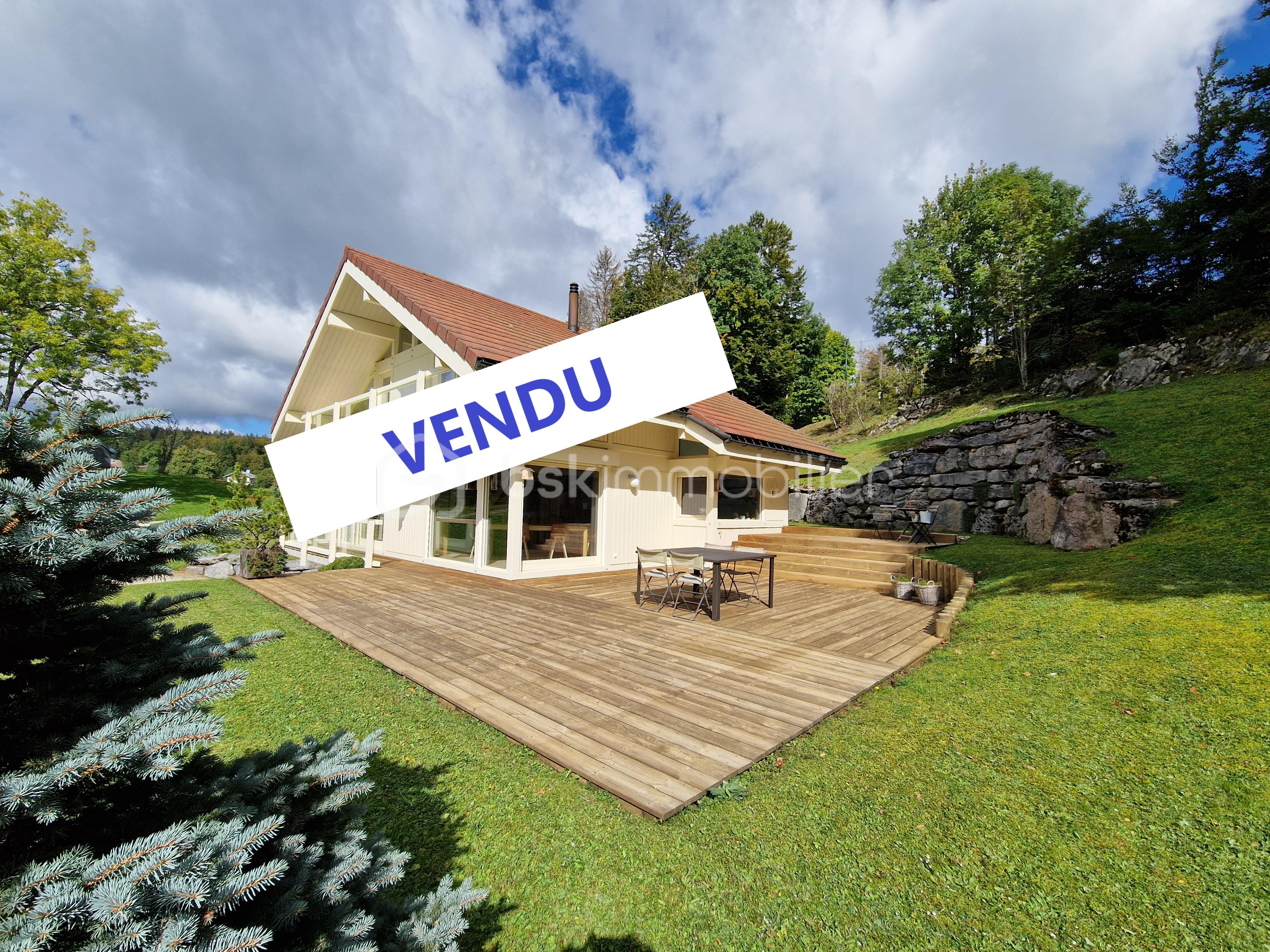 VENDU.jpg