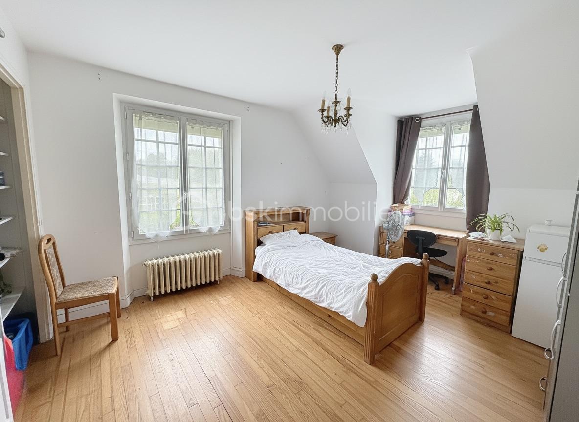 Maison de 154 m² - chambre 1 etage.jpeg