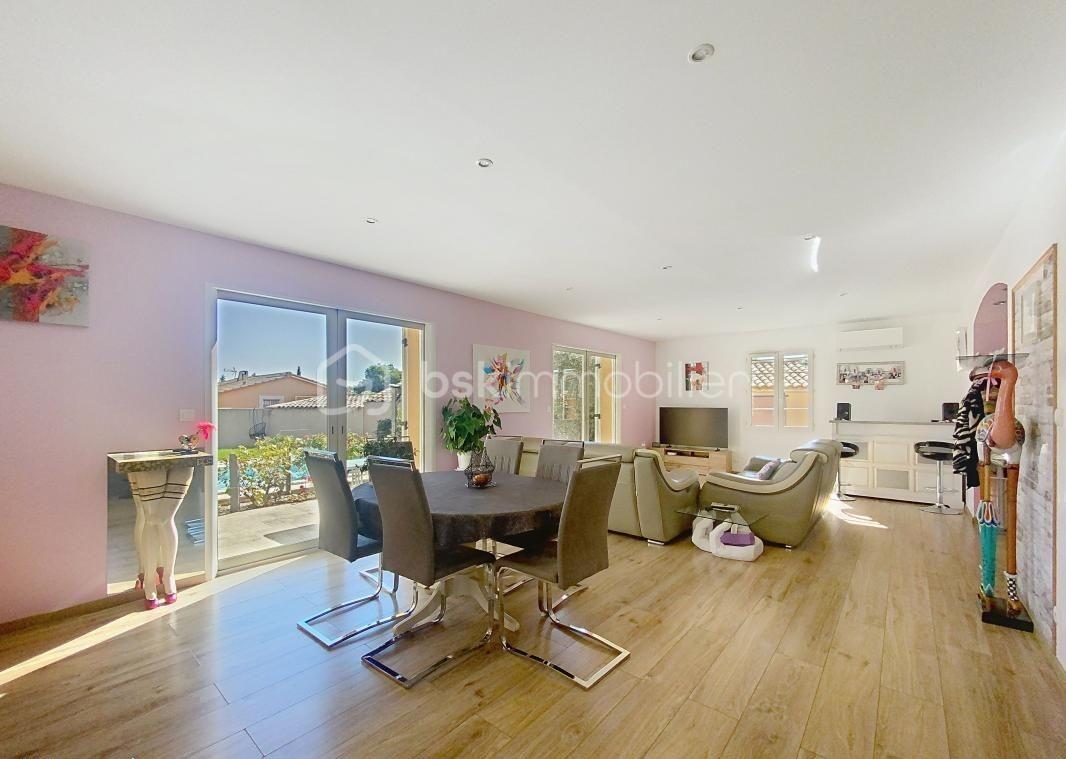 Villa de 119 m² - salon salle a manger sorgues.jpg