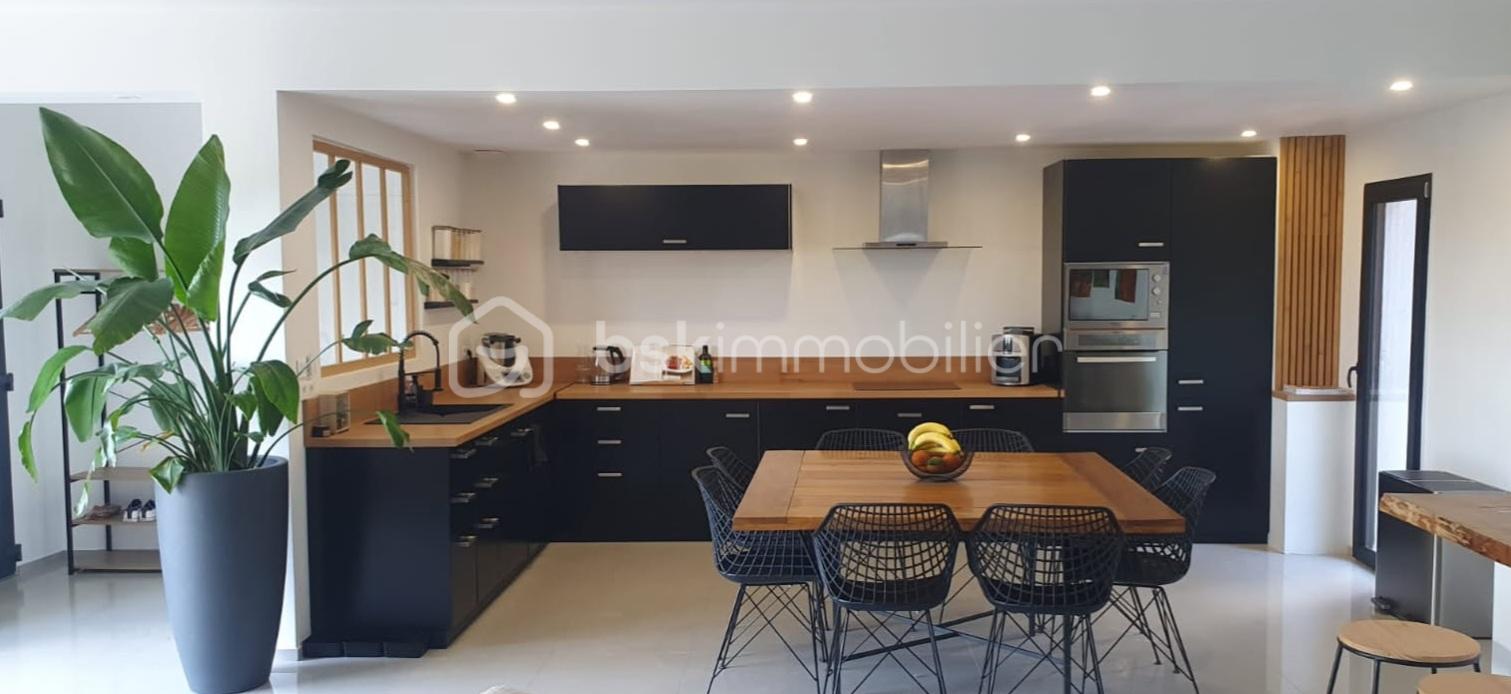 Maison contemporaine de 150 m² - 52317.jpg