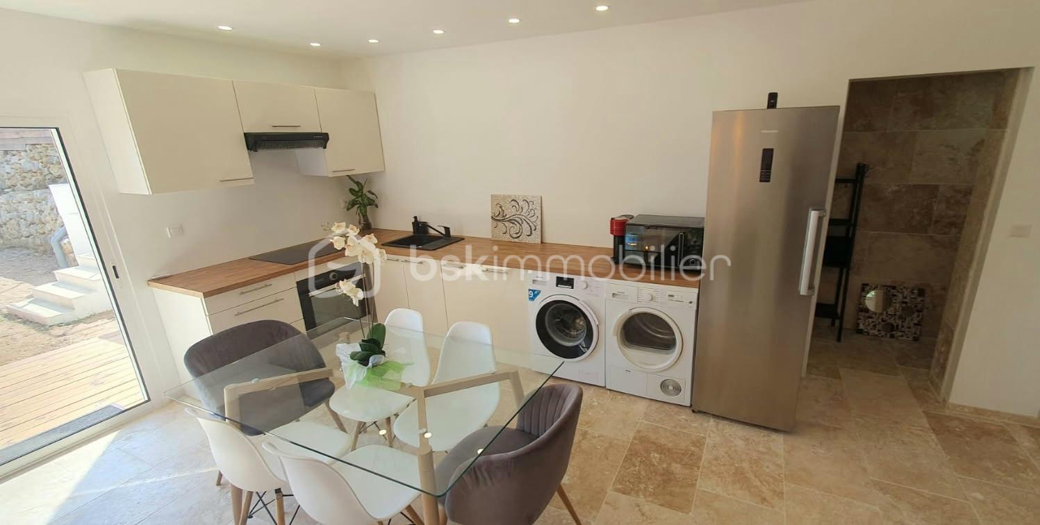 Maison contemporaine de 150 m² - 52321.jpg