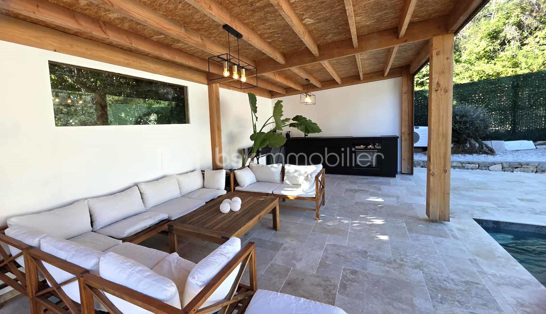 Maison contemporaine de 150 m² - 0a63b3ef-5c32-4e3d-8c6e-b11a98964ff8.jpg