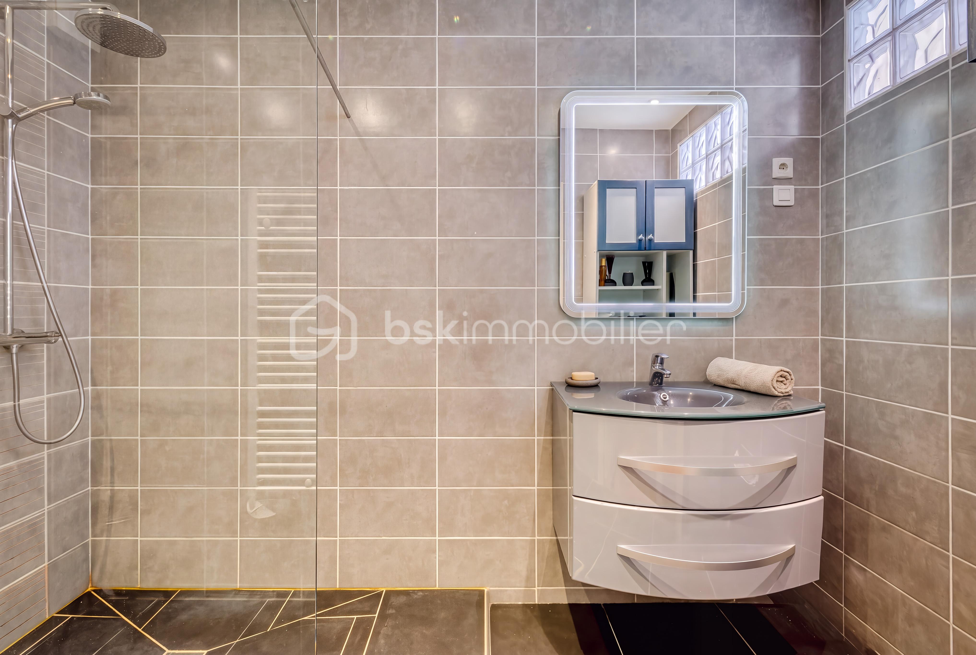 166A5870_Light_Styling_4K-Modifier.jpg