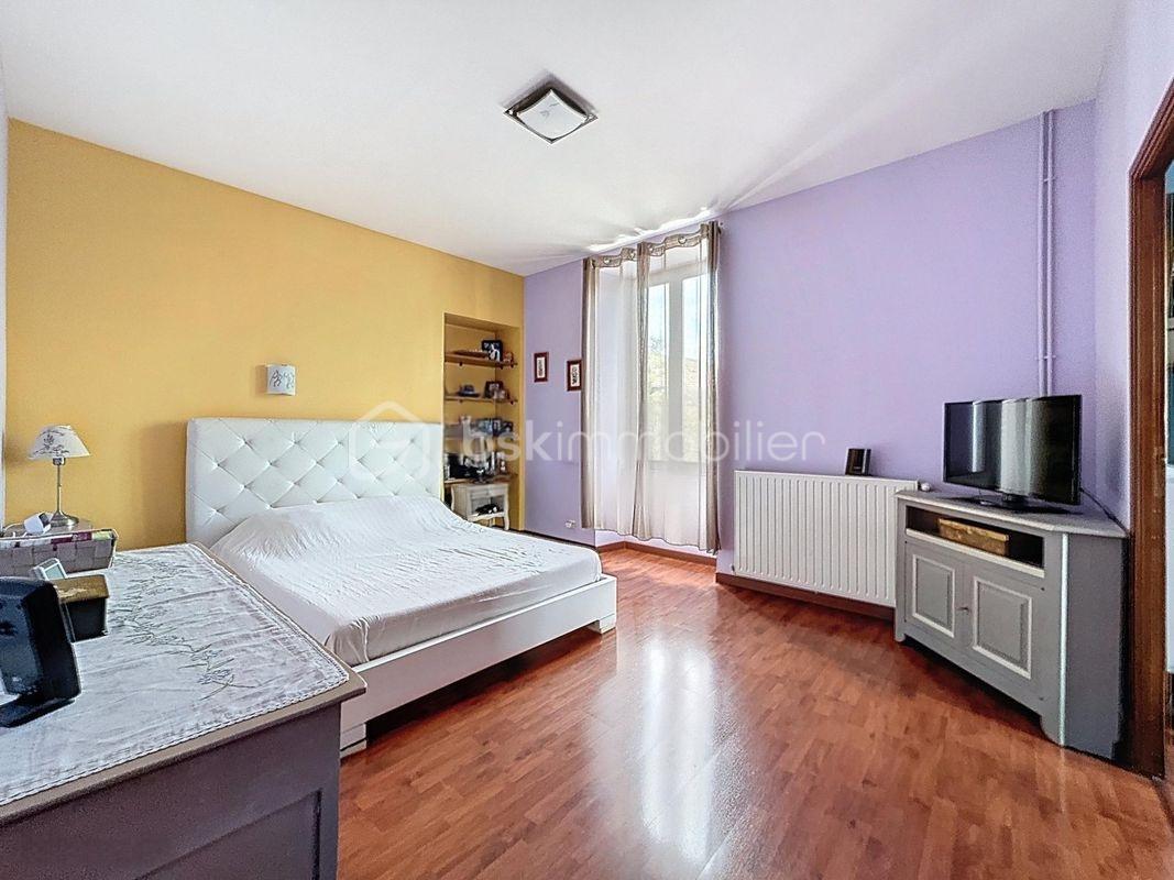 Maison de 223 m² - photo 5.jpg