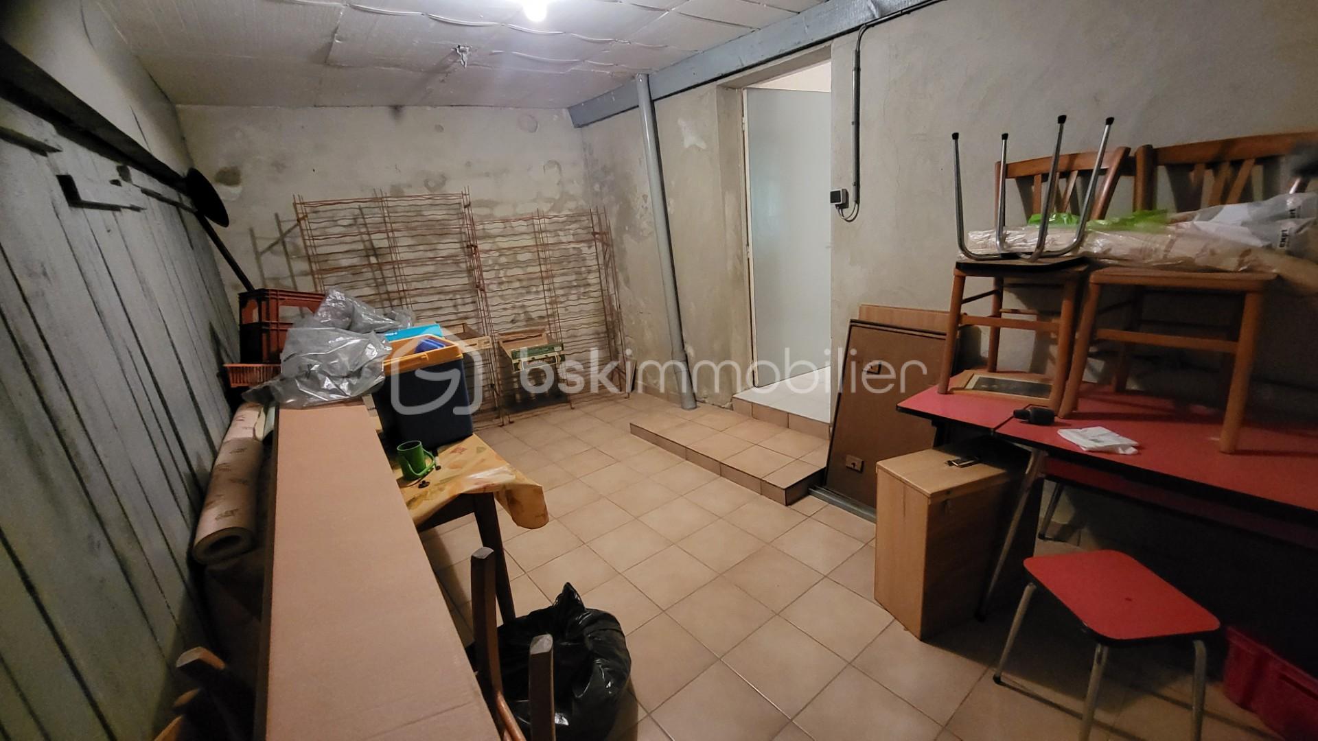 Maison de village de 200 m² - Gou rue du centre buanderie 2.jpg