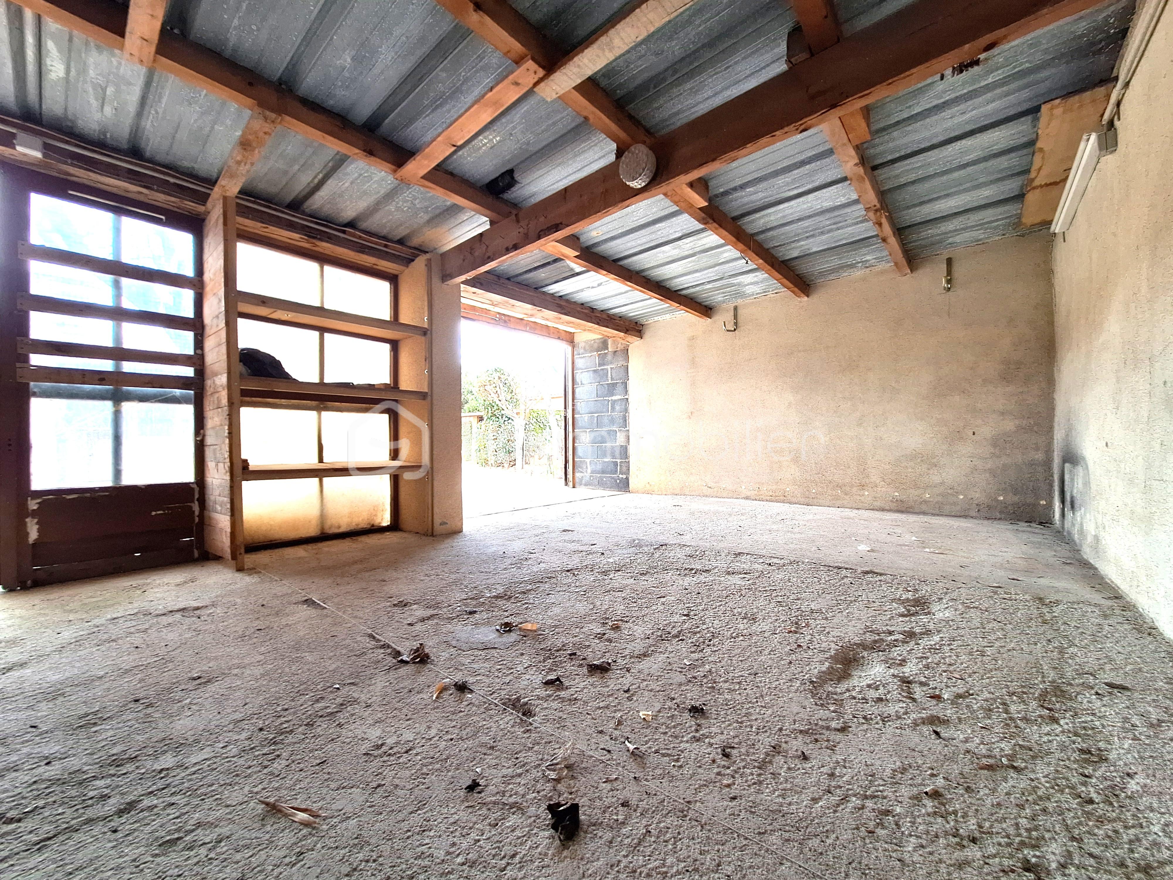 Maison traditionnelle de 137 m² - Lelong  (73).jpg