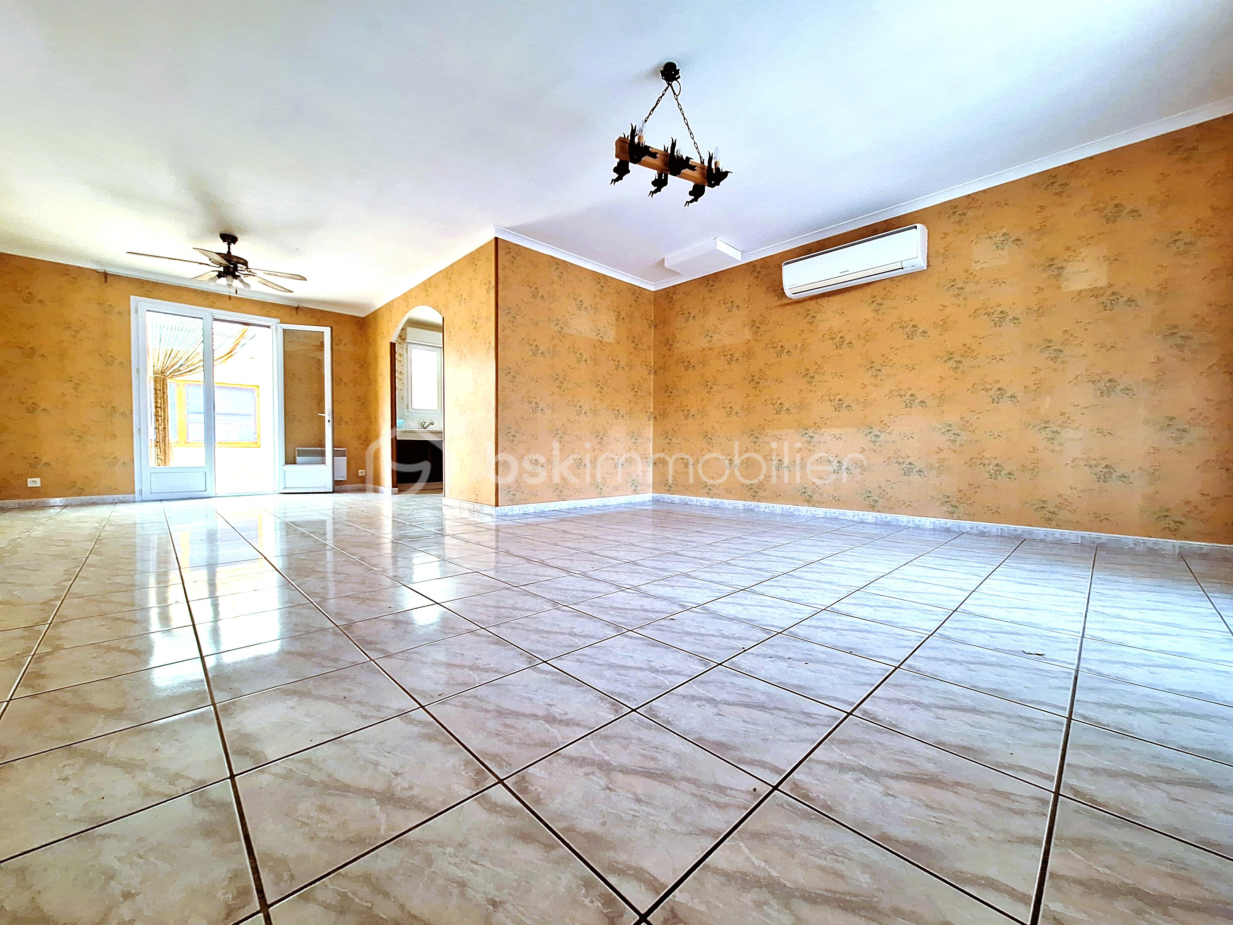 Maison traditionnelle de 137 m² - Lelong  (26).jpg