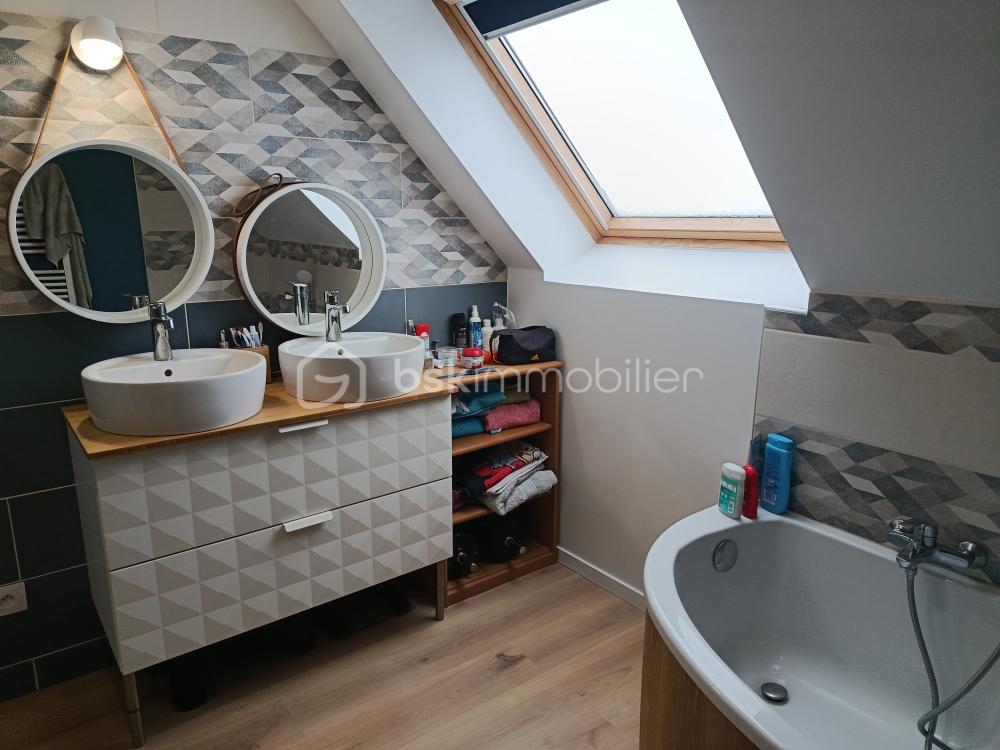 Maison traditionnelle de 102 m² - SDB.jpg