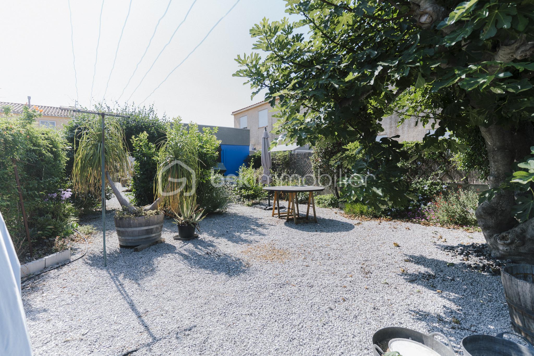 MAISON BAGES JARDIN GRAND GARAGE-17.jpg