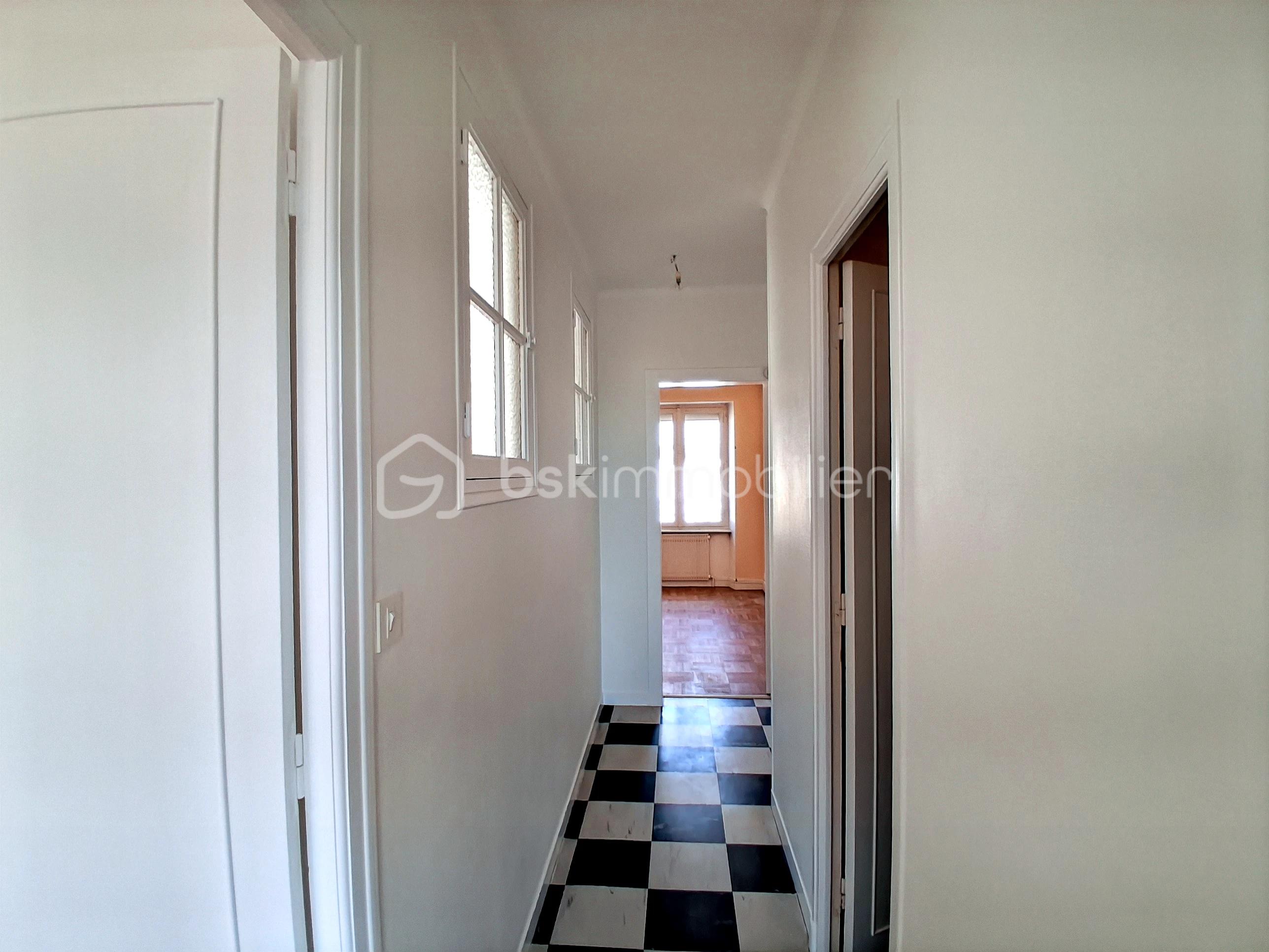 Appartement de 103 m² - 618413c8-8f5d-42bc-b1fb-429bdabcf474.jpg