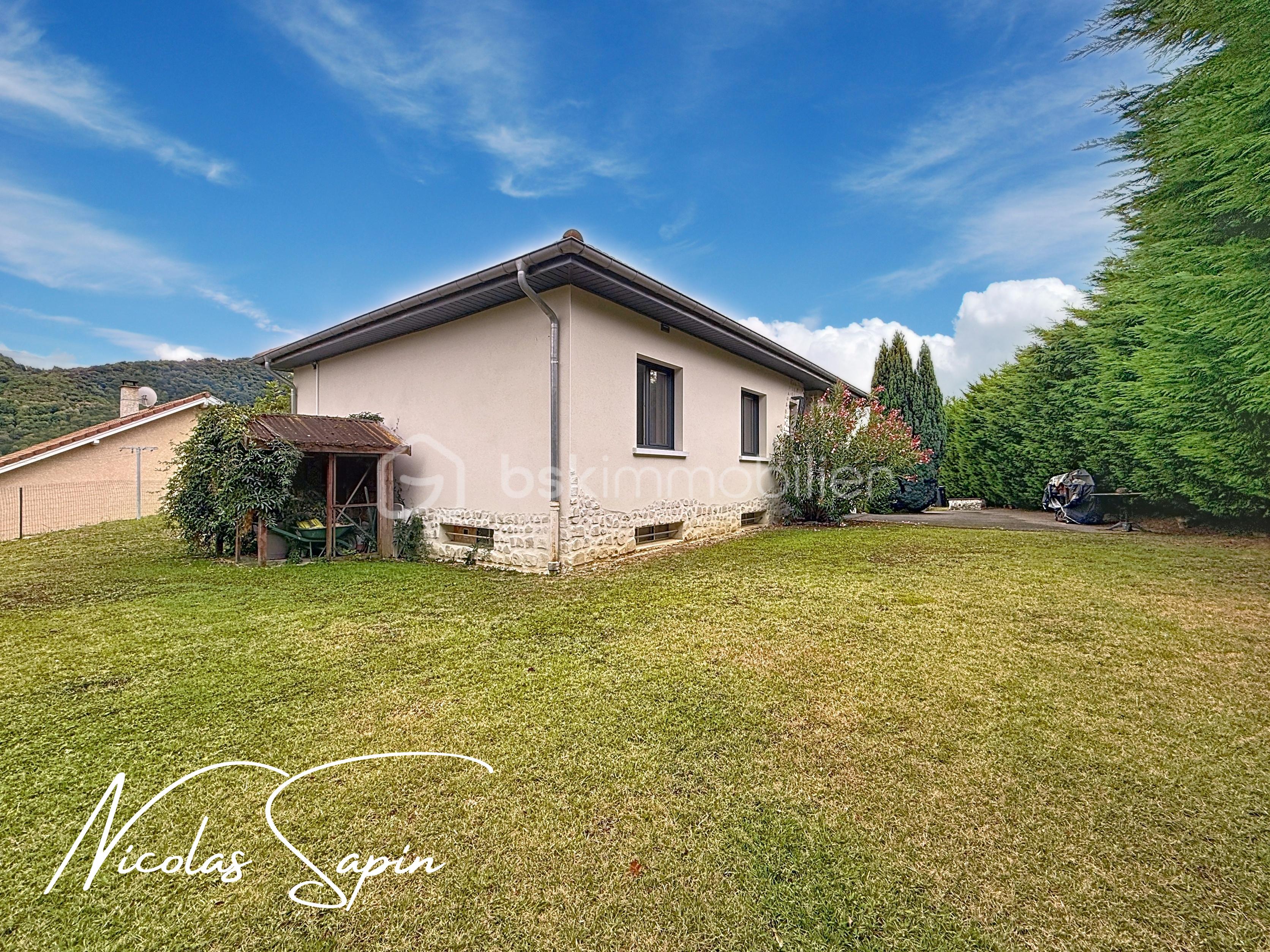 Maison de 160 m² - jarrie_00007.jpeg
