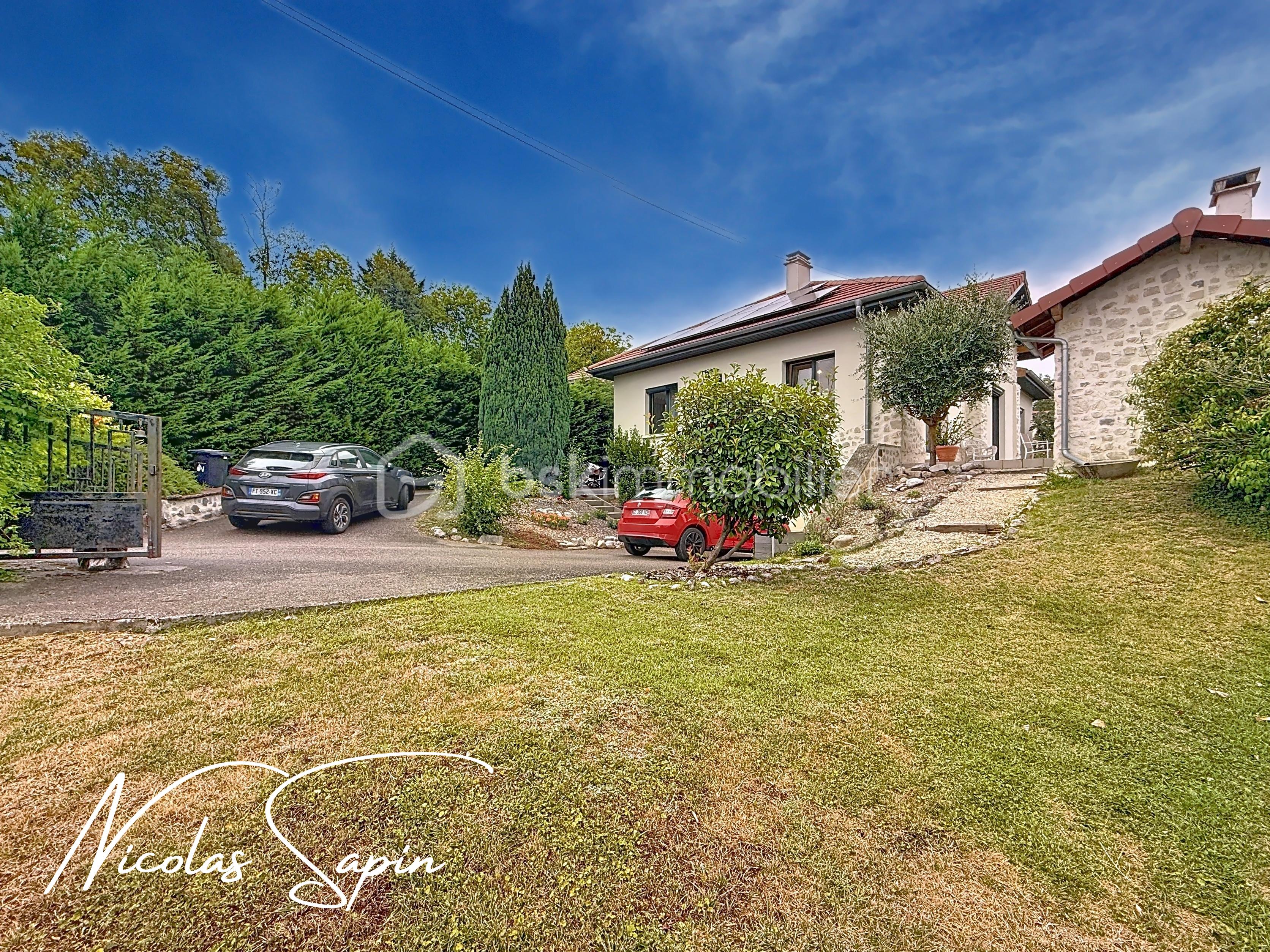 Maison de 160 m² - jarrie_00002.jpeg