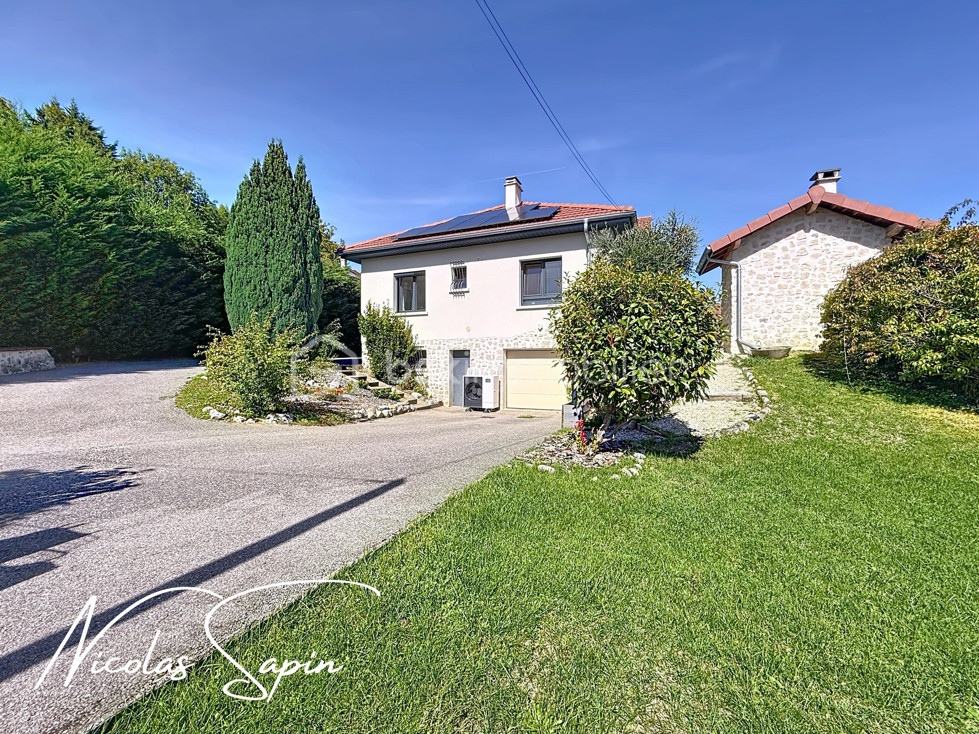 Maison de 160 m² - jarrie_00005.jpg
