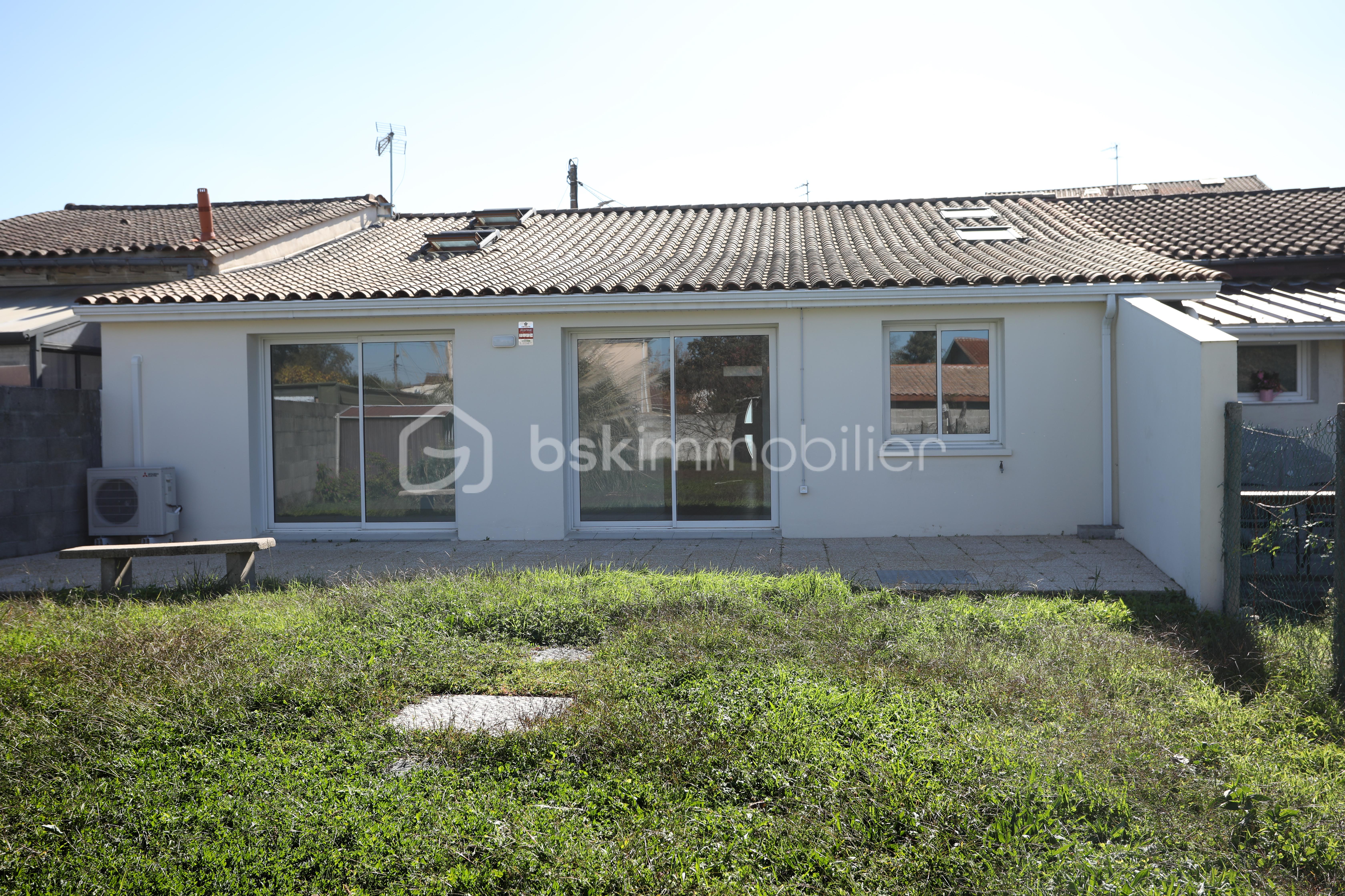 Echoppe de 120 m² - (145).JPG