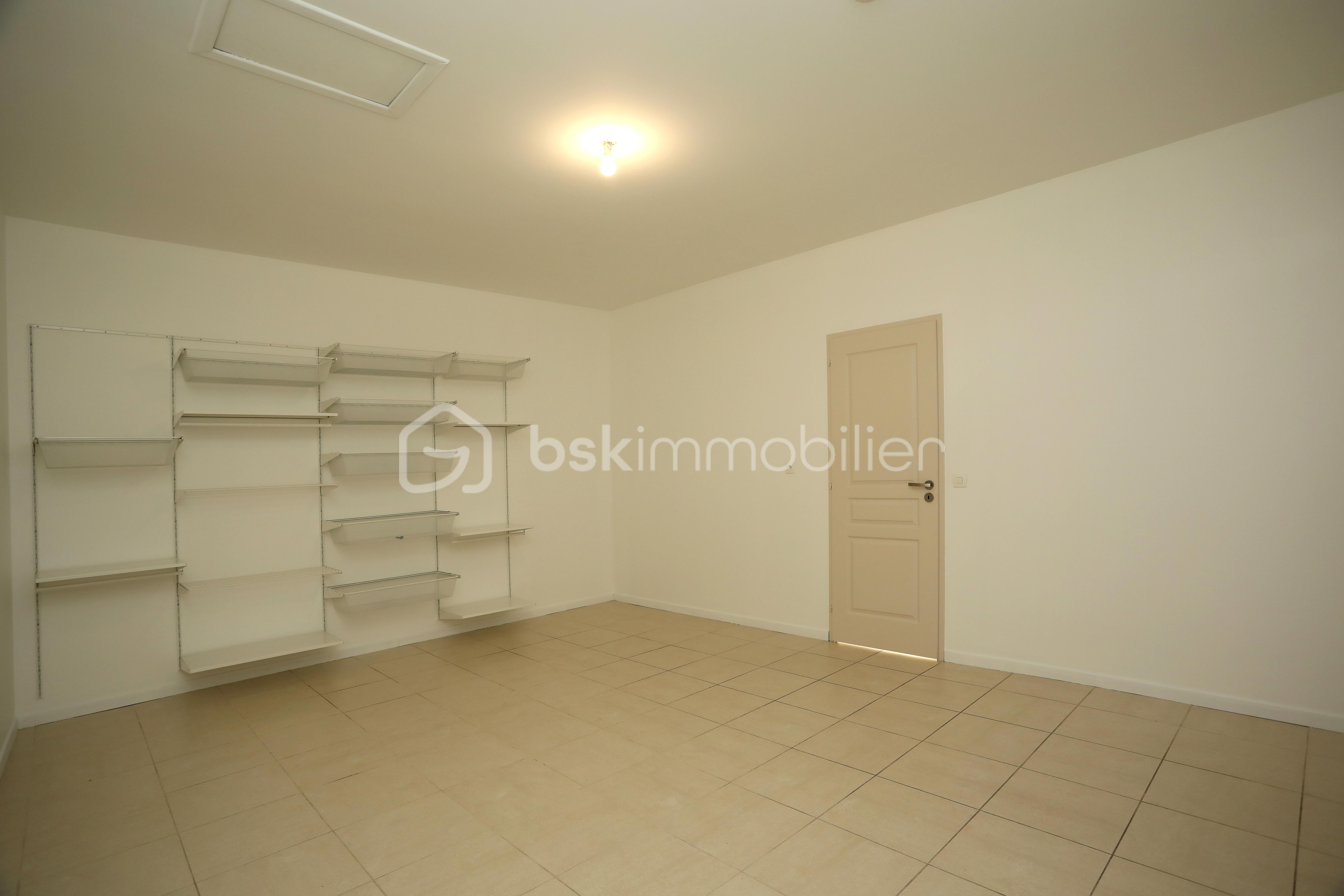 Echoppe de 120 m² - (138).JPG