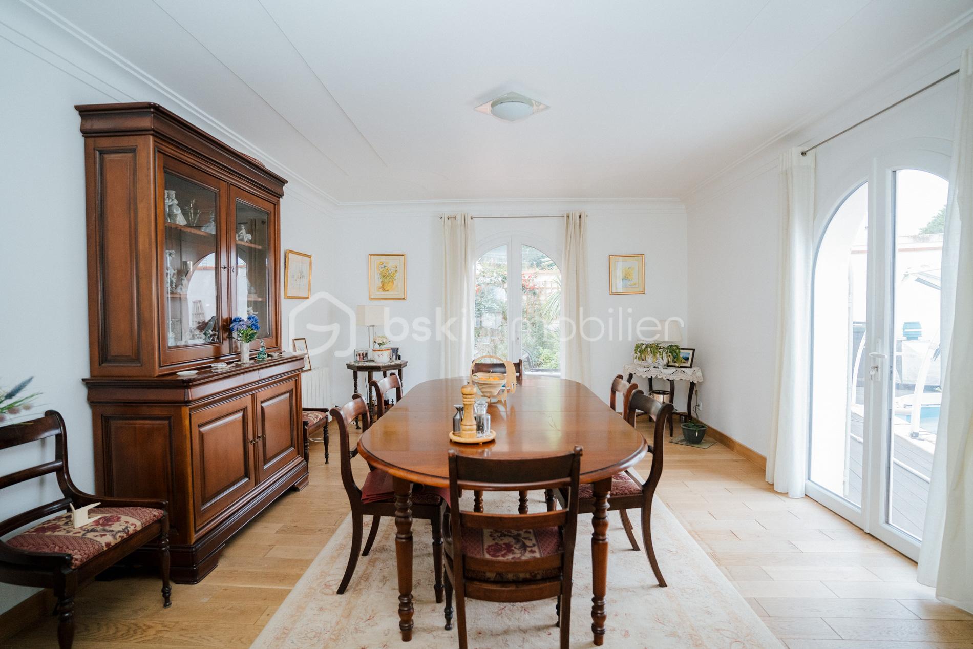 Villa de 160 m² - MAISON PISCINE VILLENEUVE DE LA RAHO-3.jpg