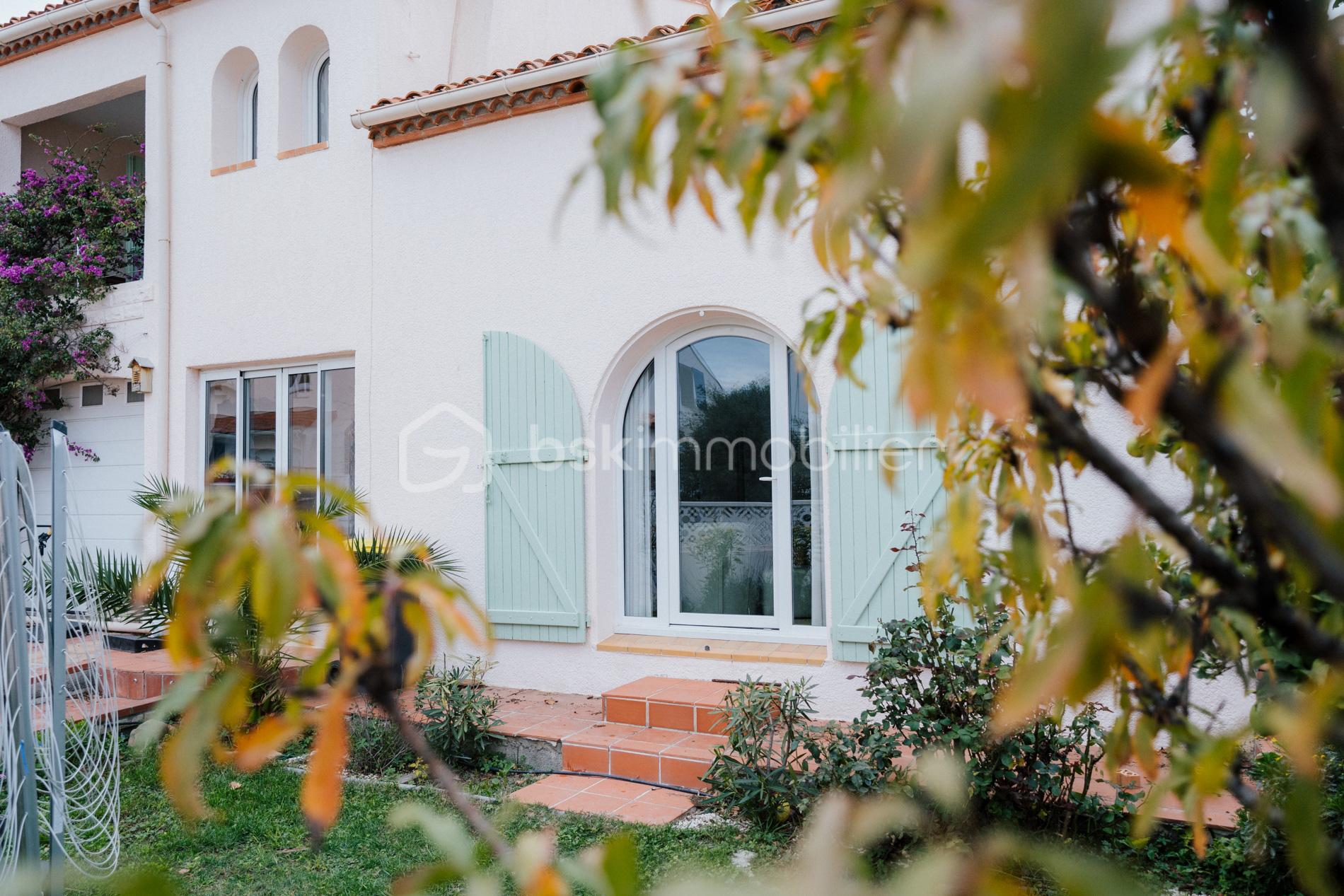 Villa de 160 m² - MAISON PISCINE VILLENEUVE DE LA RAHO-16.jpg