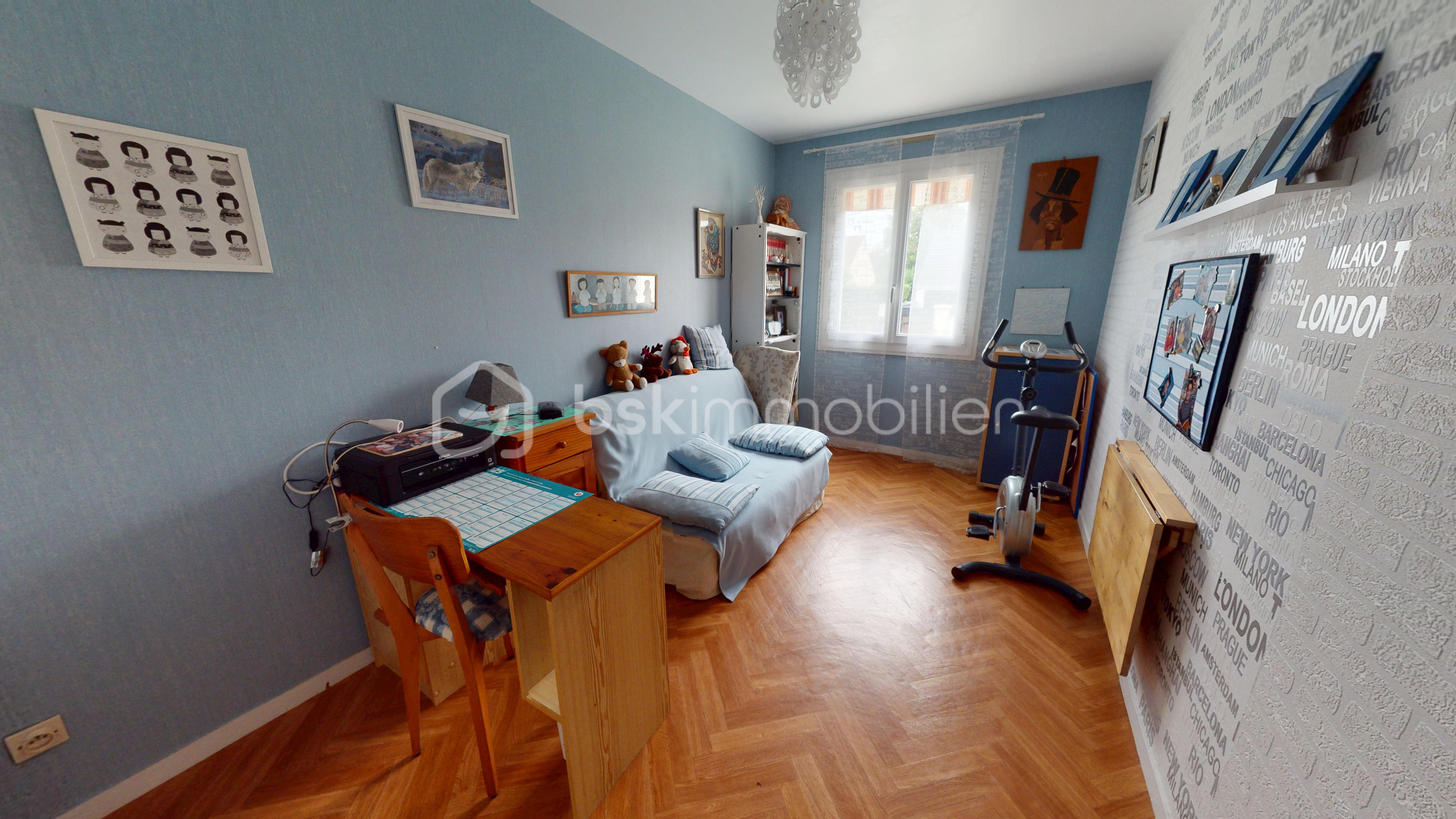 Pavillon de 70 m² - 10042025_121446.jpg