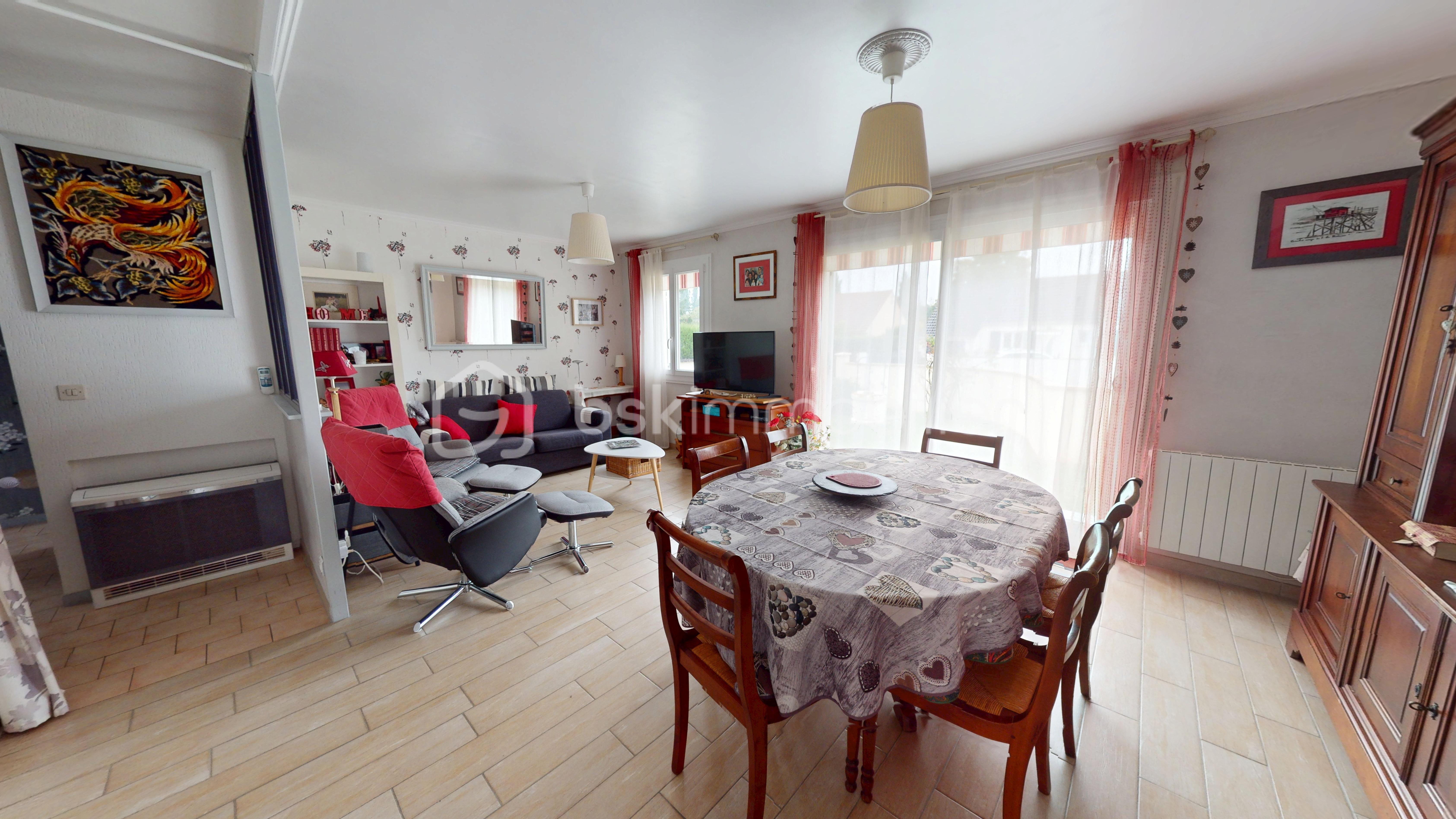 Pavillon de 70 m² - 10042025_121144.jpg