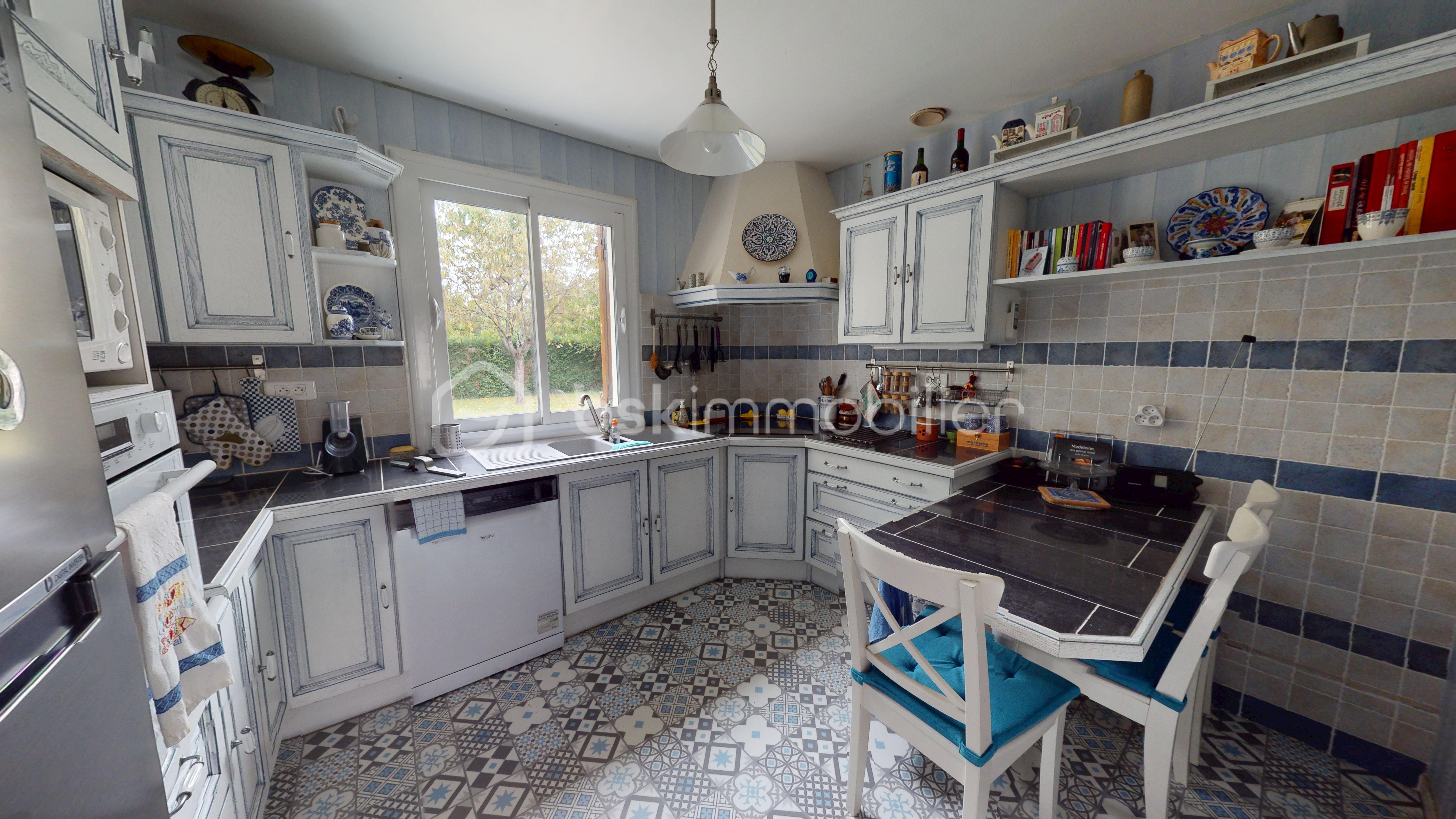 Pavillon de 70 m² - 10042025_121053.jpg