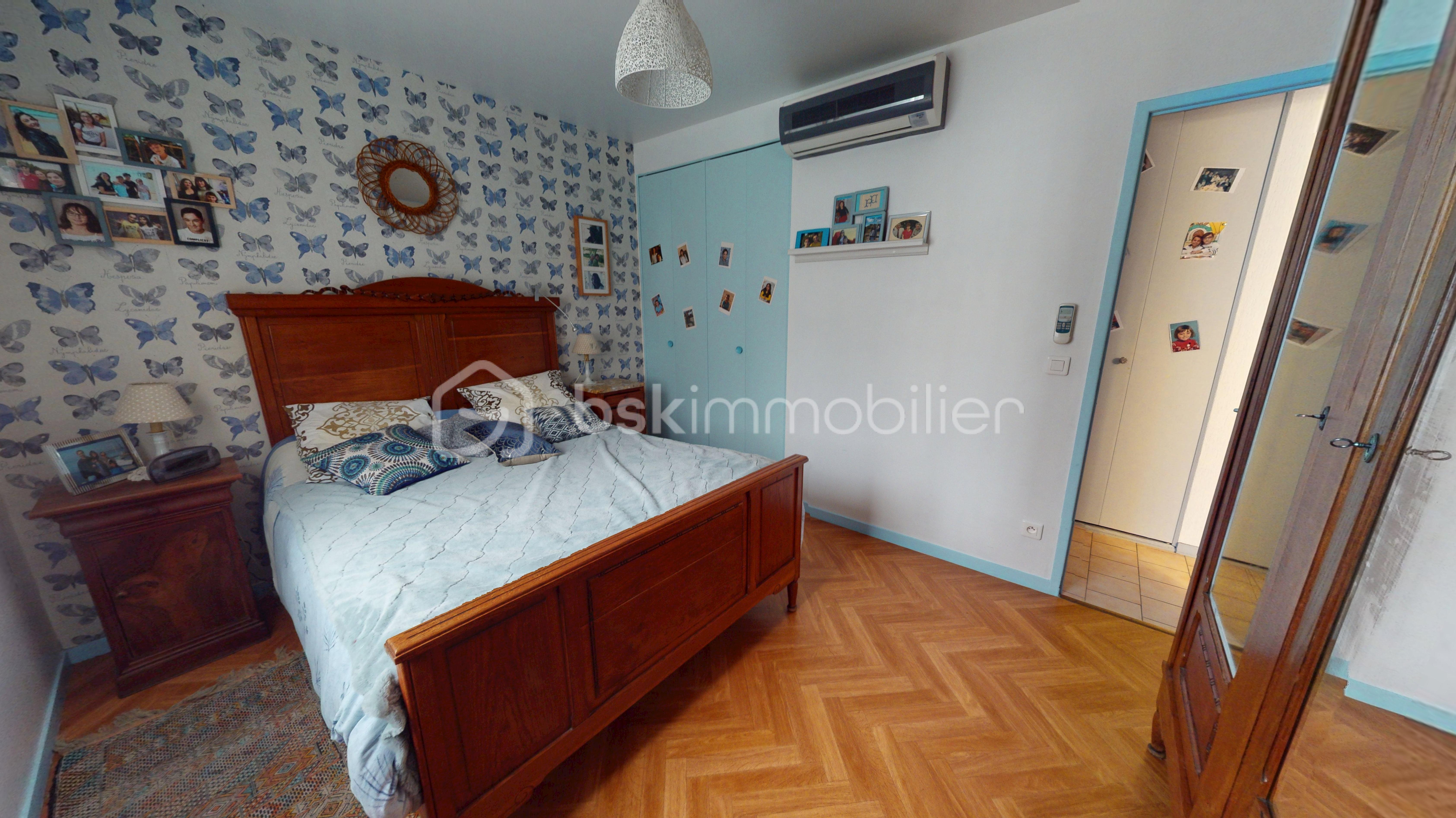 Pavillon de 70 m² - 10042025_121425.jpg