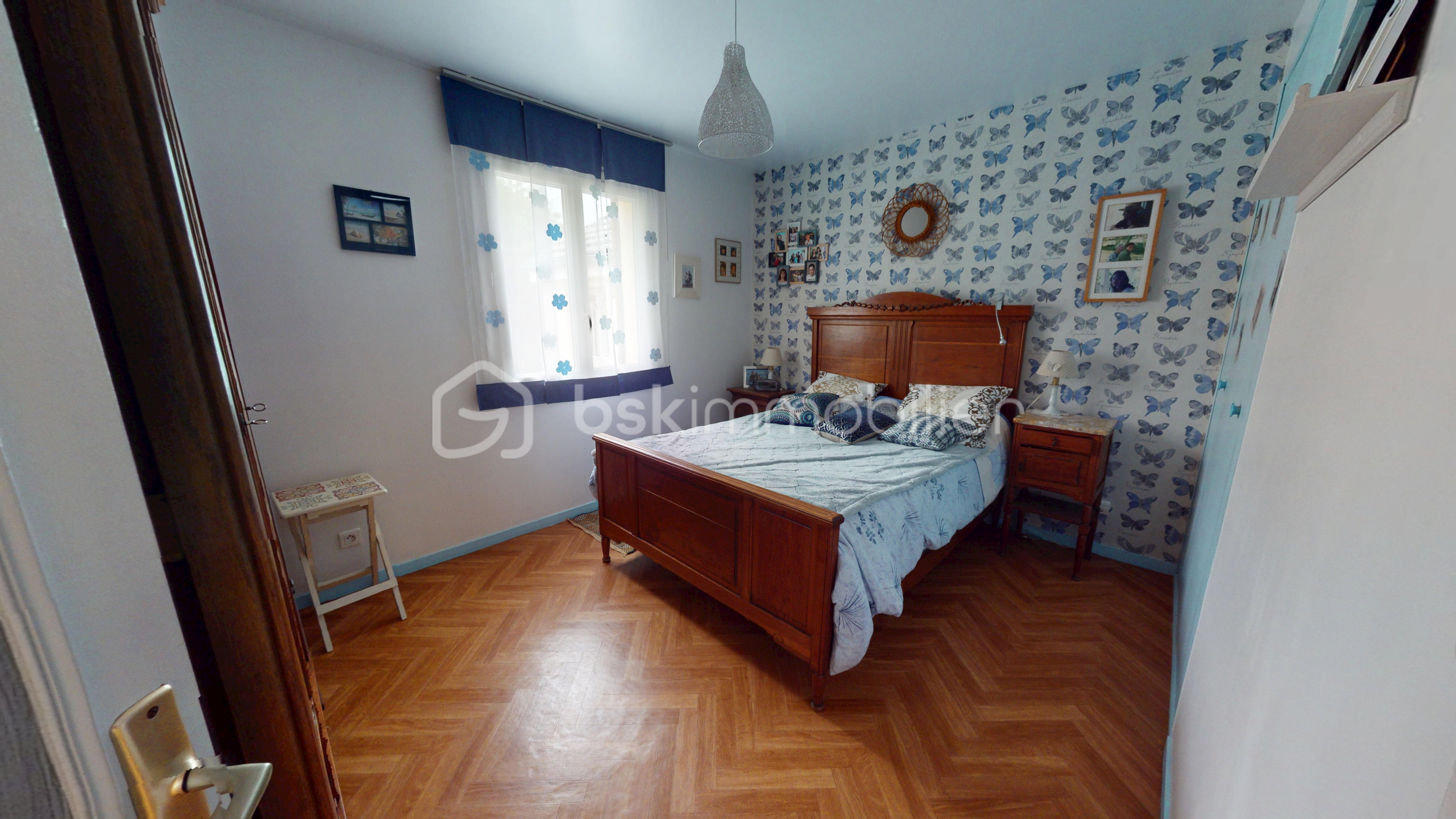 Pavillon de 70 m² - 10042025_121350.jpg