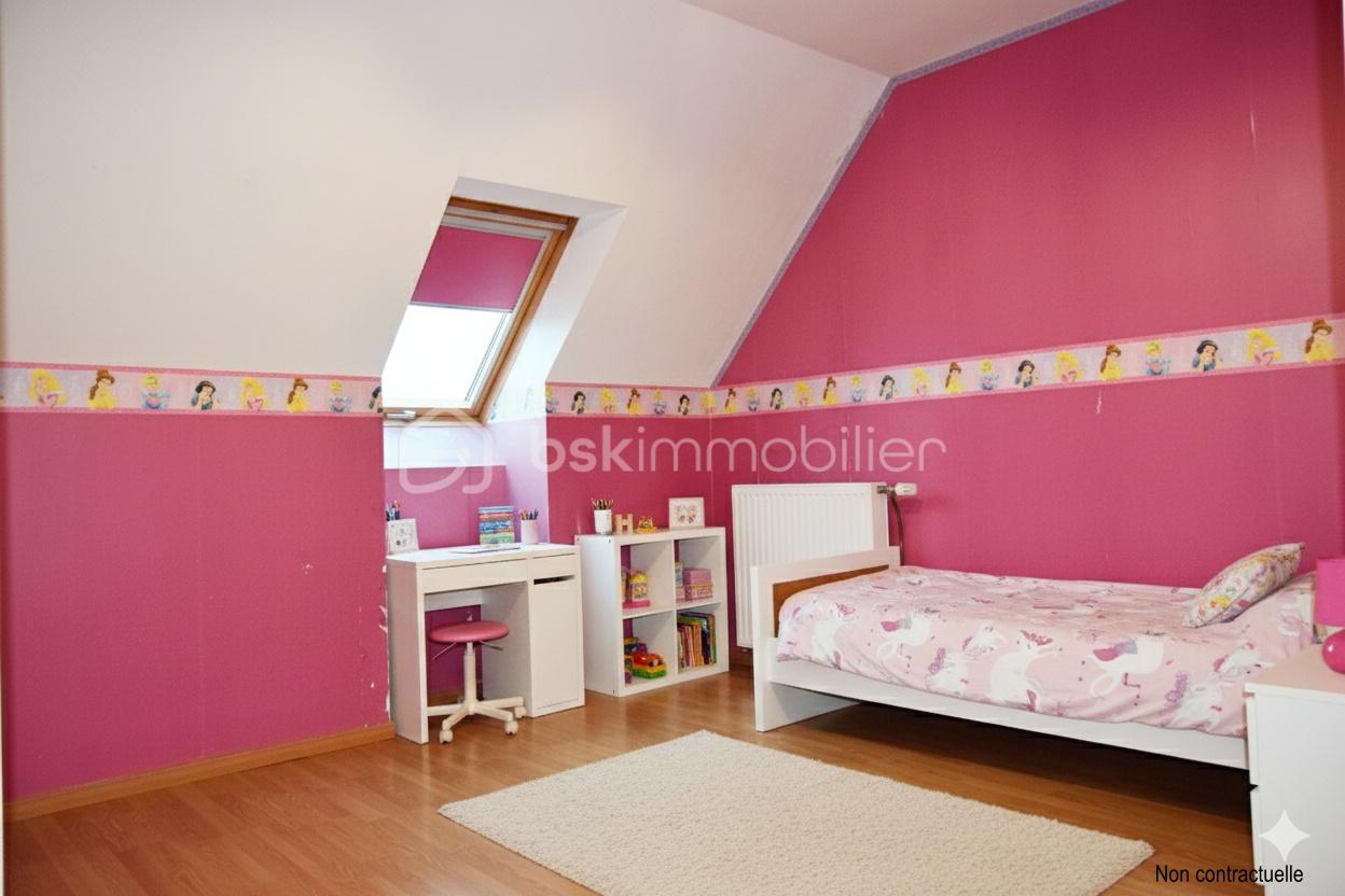 Maison de village de 412 m² - chambre enfants 2 non contrac .jpg