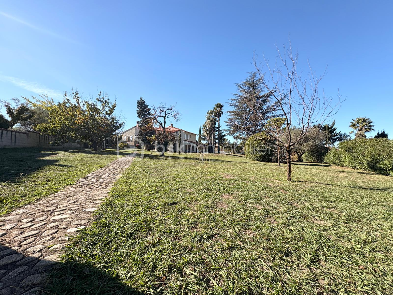 Maison de 140 m² - WhatsApp Image 2025-10-28 à 08.14.19_42830aa0.jpg